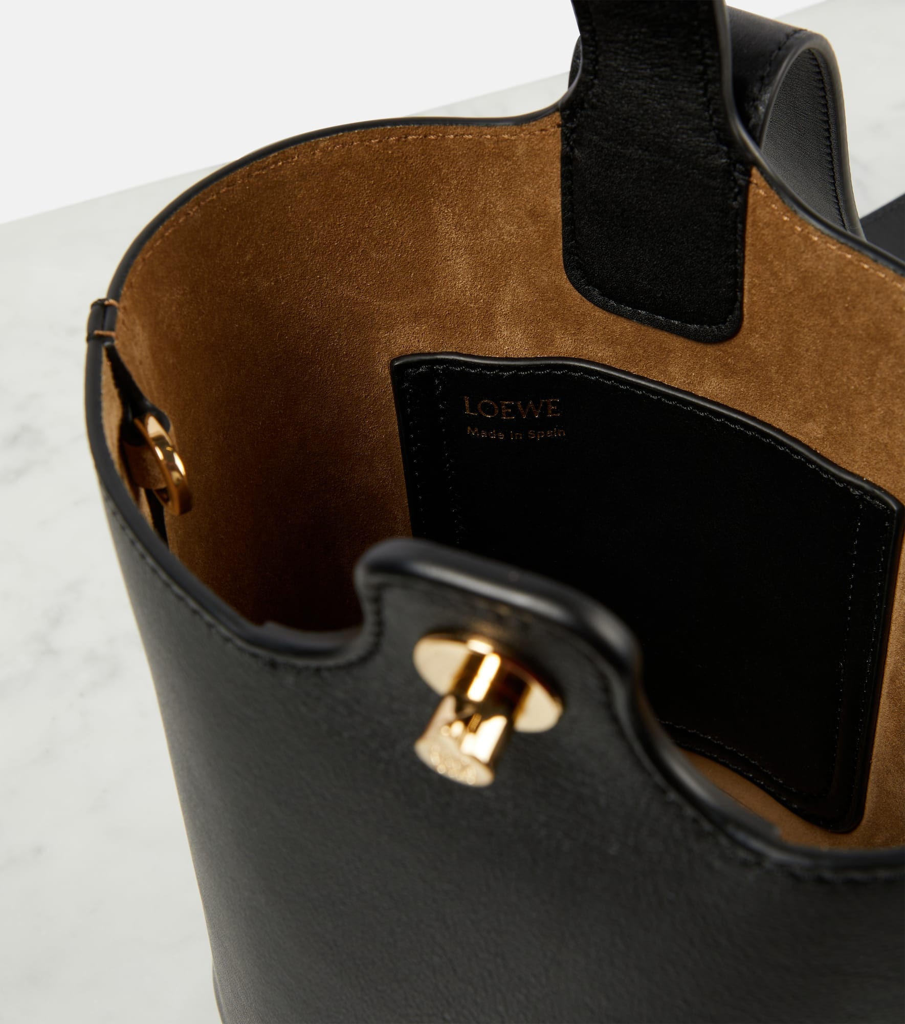 Pebble Mini leather bucket bag - 3