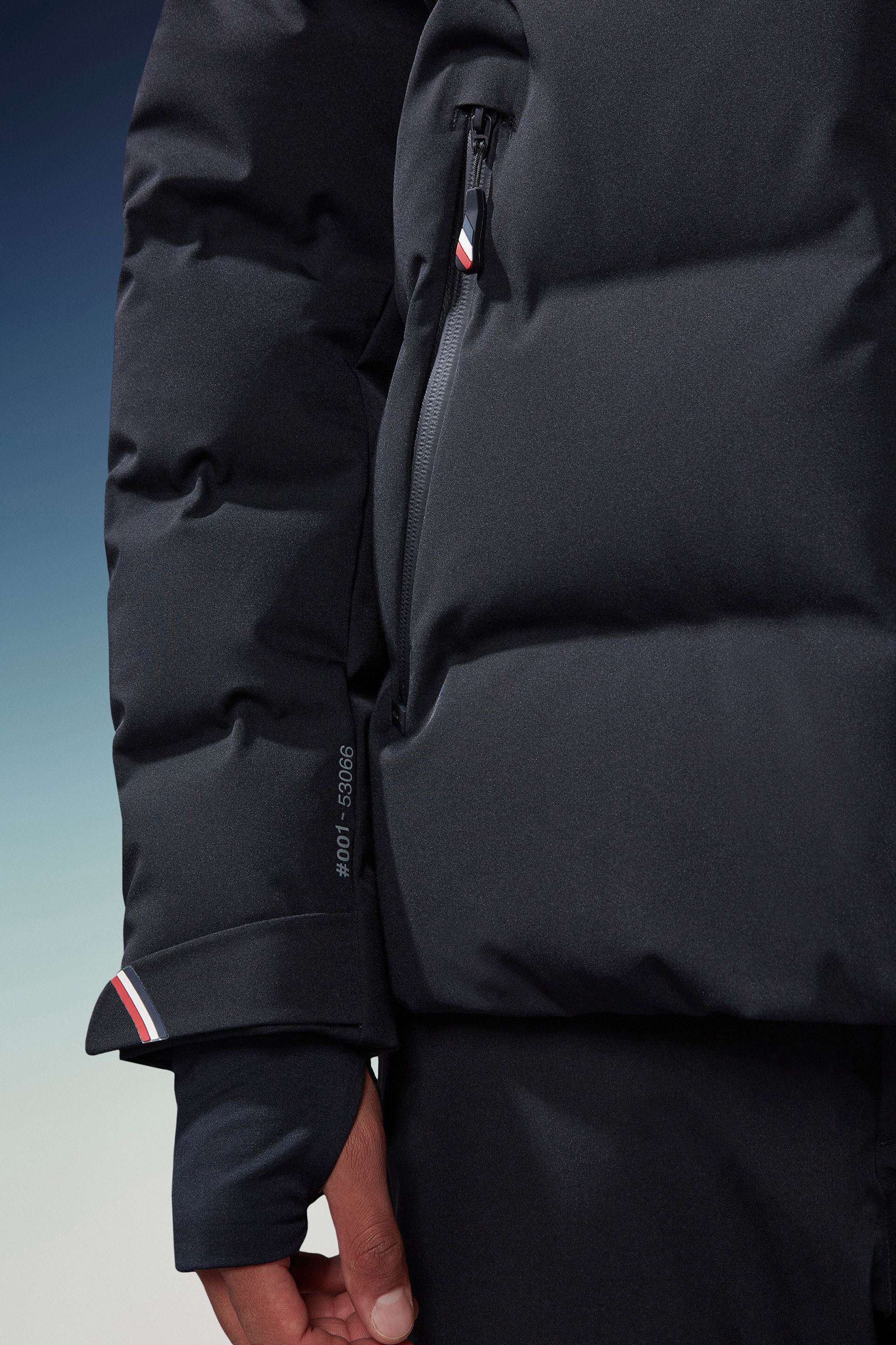 Montgetech Short Down Jacket - 8