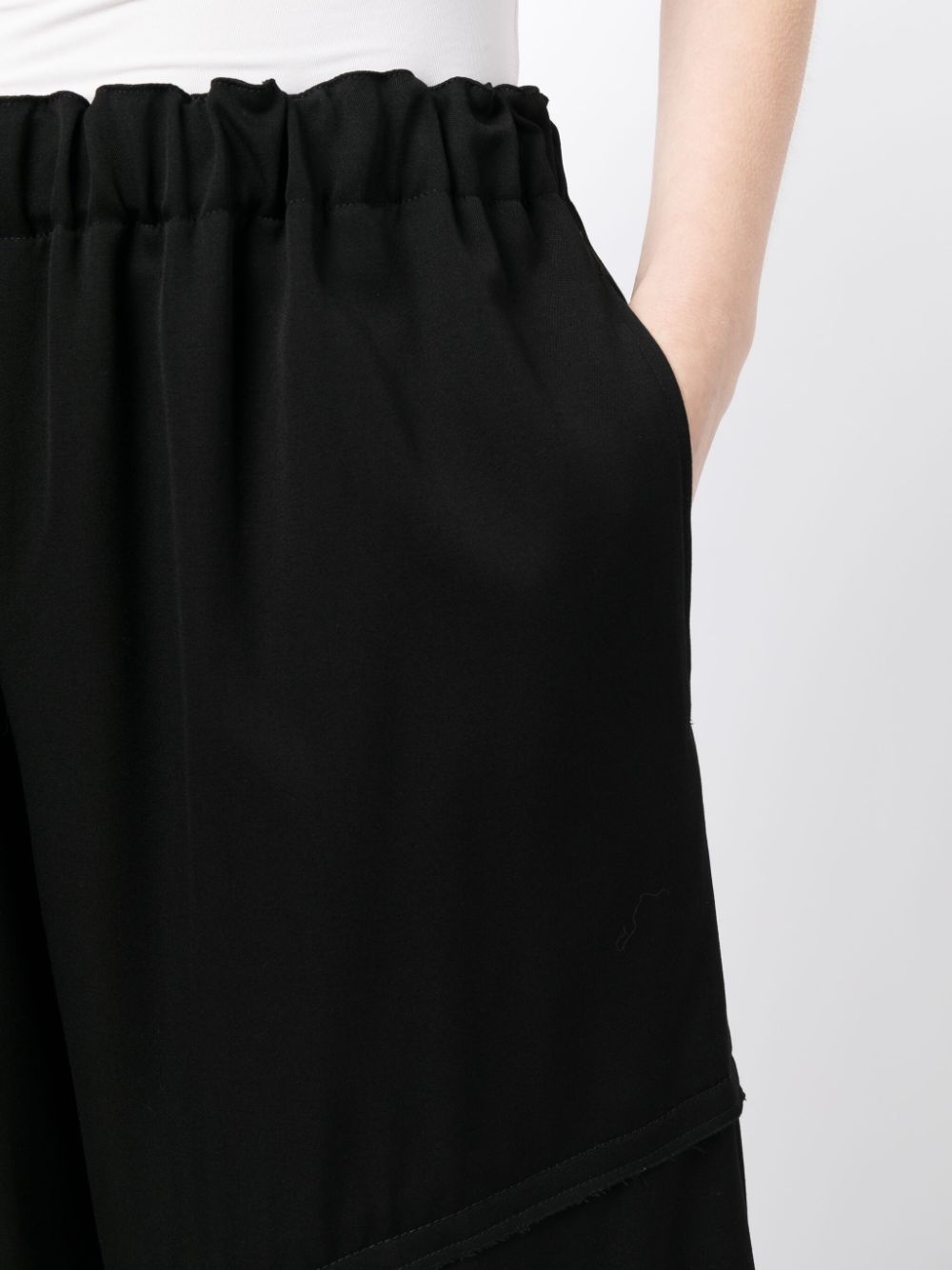 elastic-waist cropped wool trousers - 5