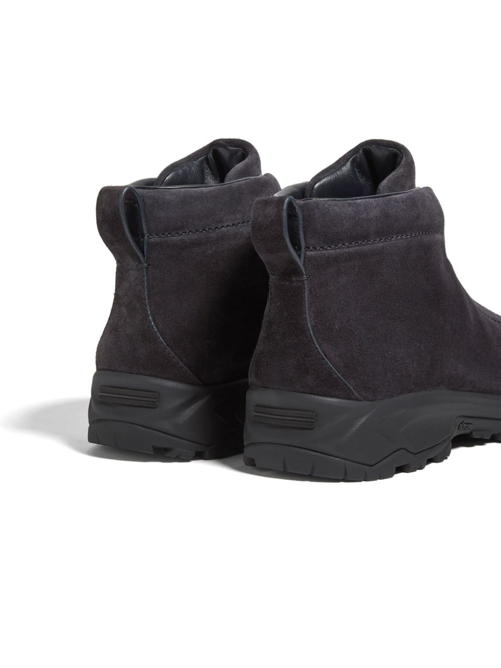 Triple Stitch Vetta suede boots - 5