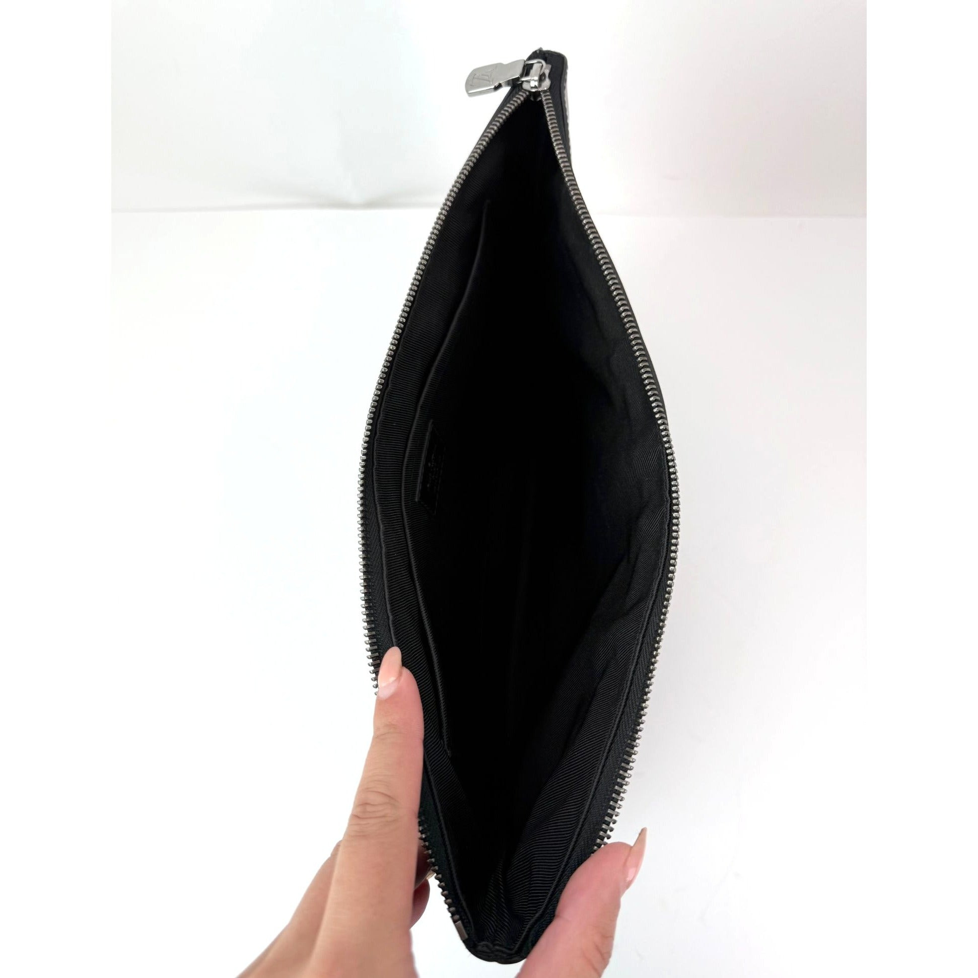 Louis Vuitton Black Monogram Eclipse Discovery GM Pochette Clutch Bag - 11