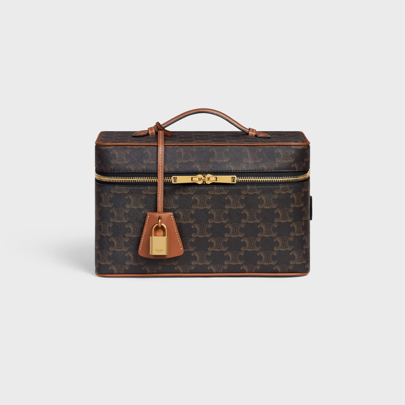 Travel Vanity Case in Triomphe Canvas and Calfskin 1