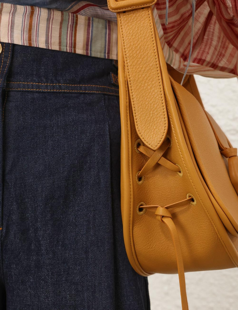 ARCHER CROSSBODY 6