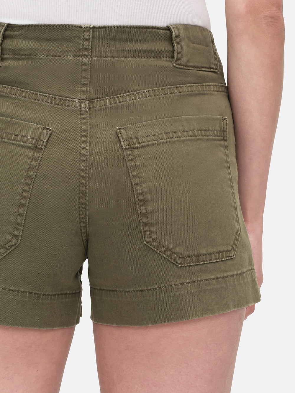 Clean Utility Short in Washed Winter Moss - 4