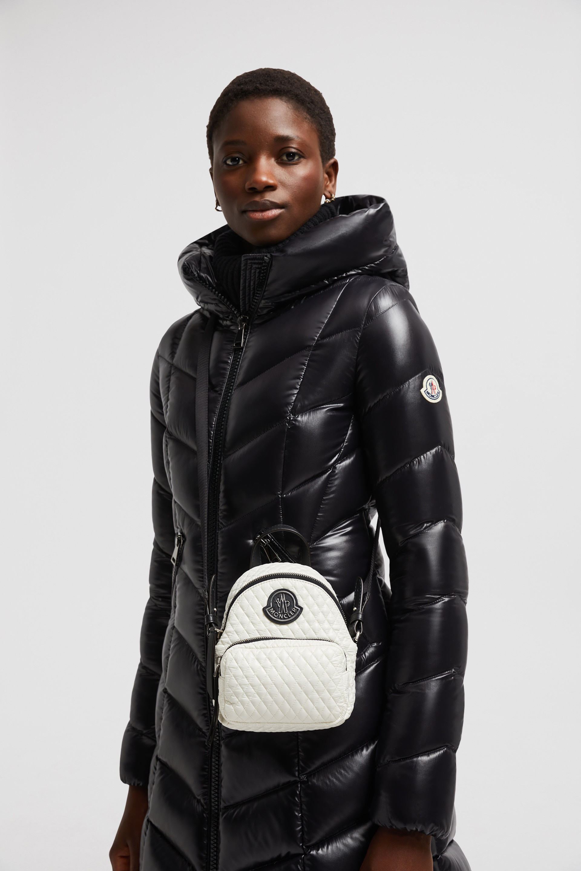 【MONCLER】KILIA CROSSBODY BAG Moncler Kilia Small Crossbody Bag | White | FARFETCH