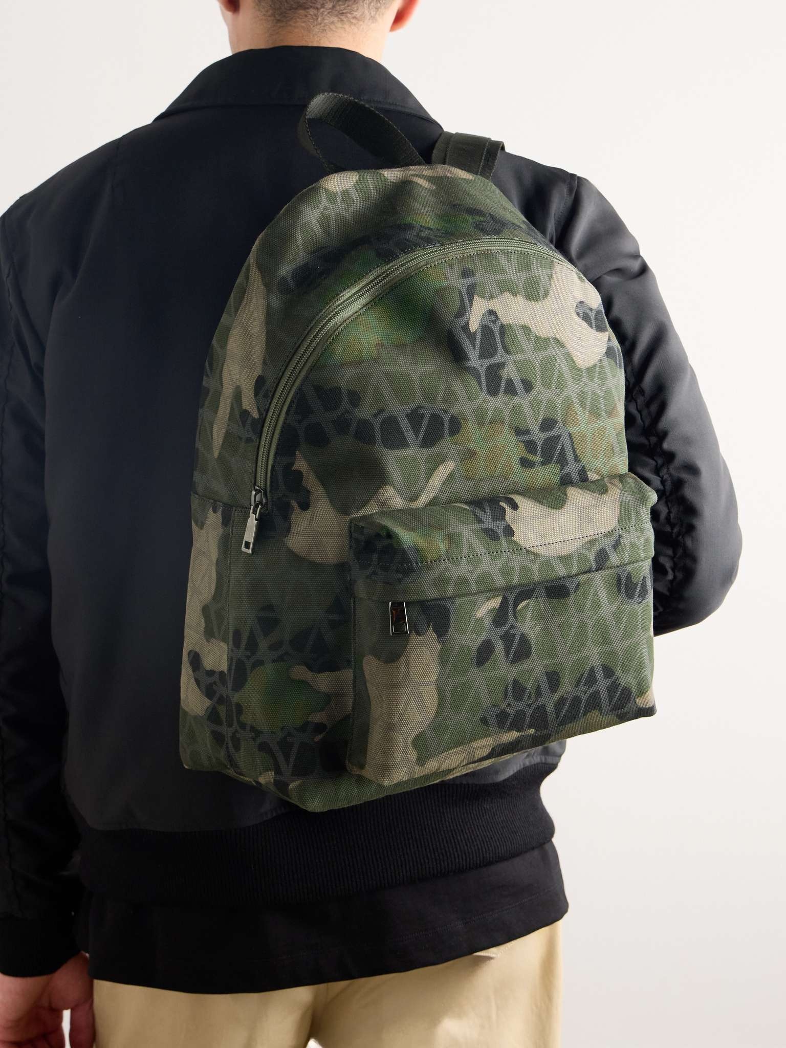 Camoutoile Iconographe Printed Canvas Backpack - 2