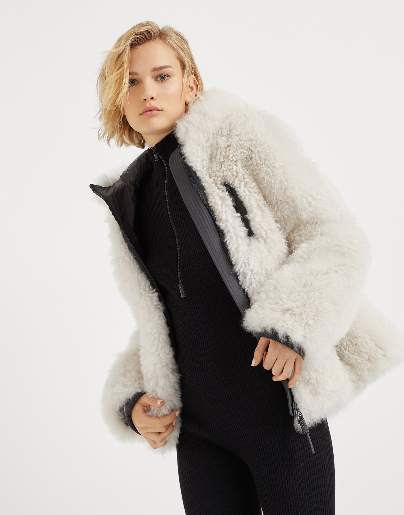 Plush cashmere shearling hooded and belted outerwear jacket with shiny zipper pull - 4