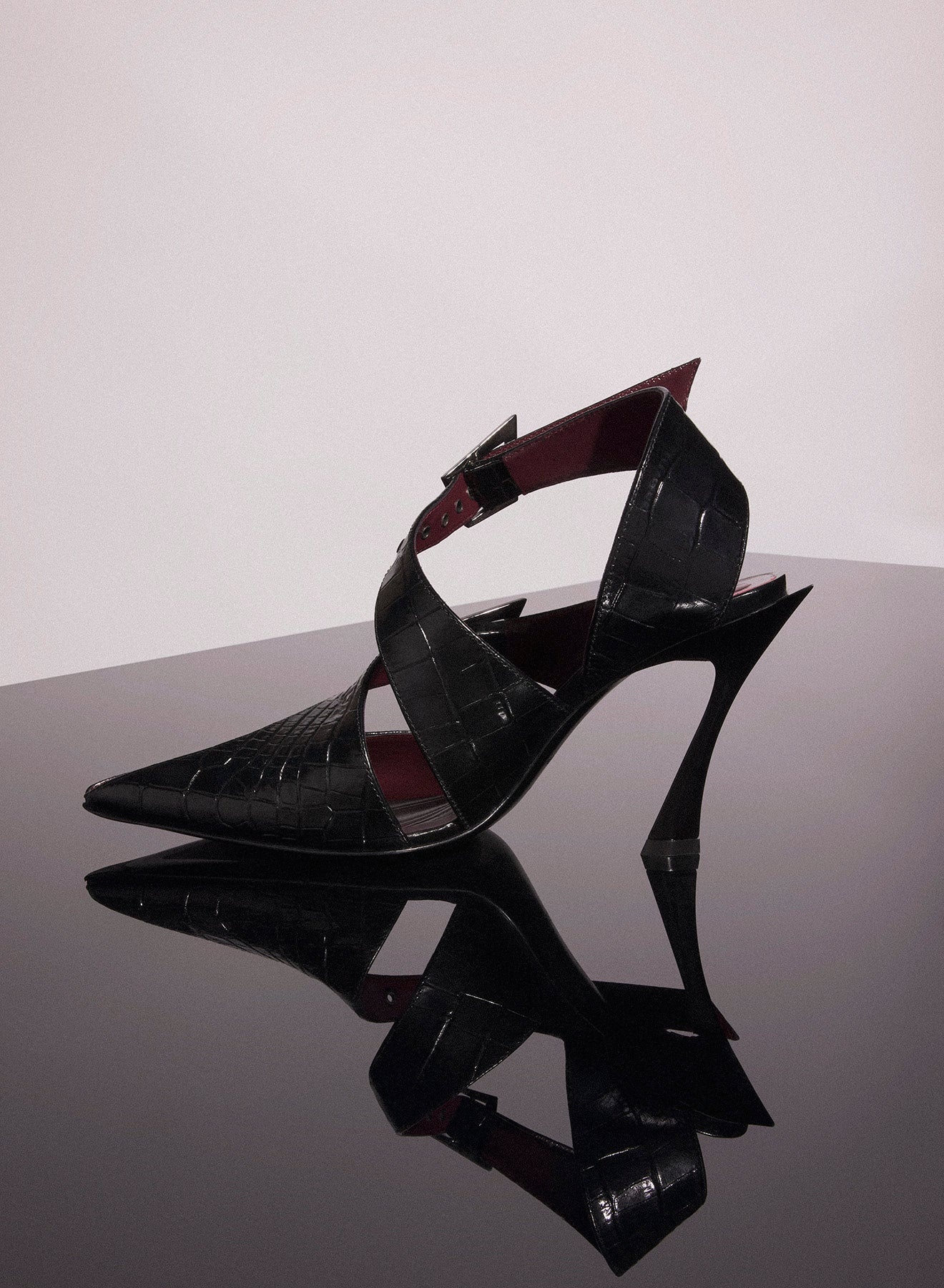 black crocodile embossed leather buckled fang 95 mules - 2