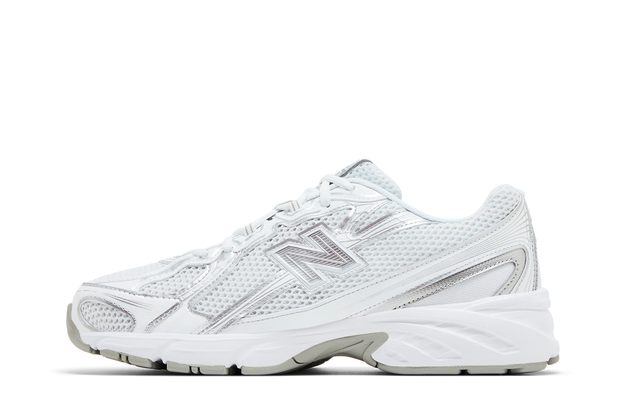 740 'White Silver Reflection' - 3