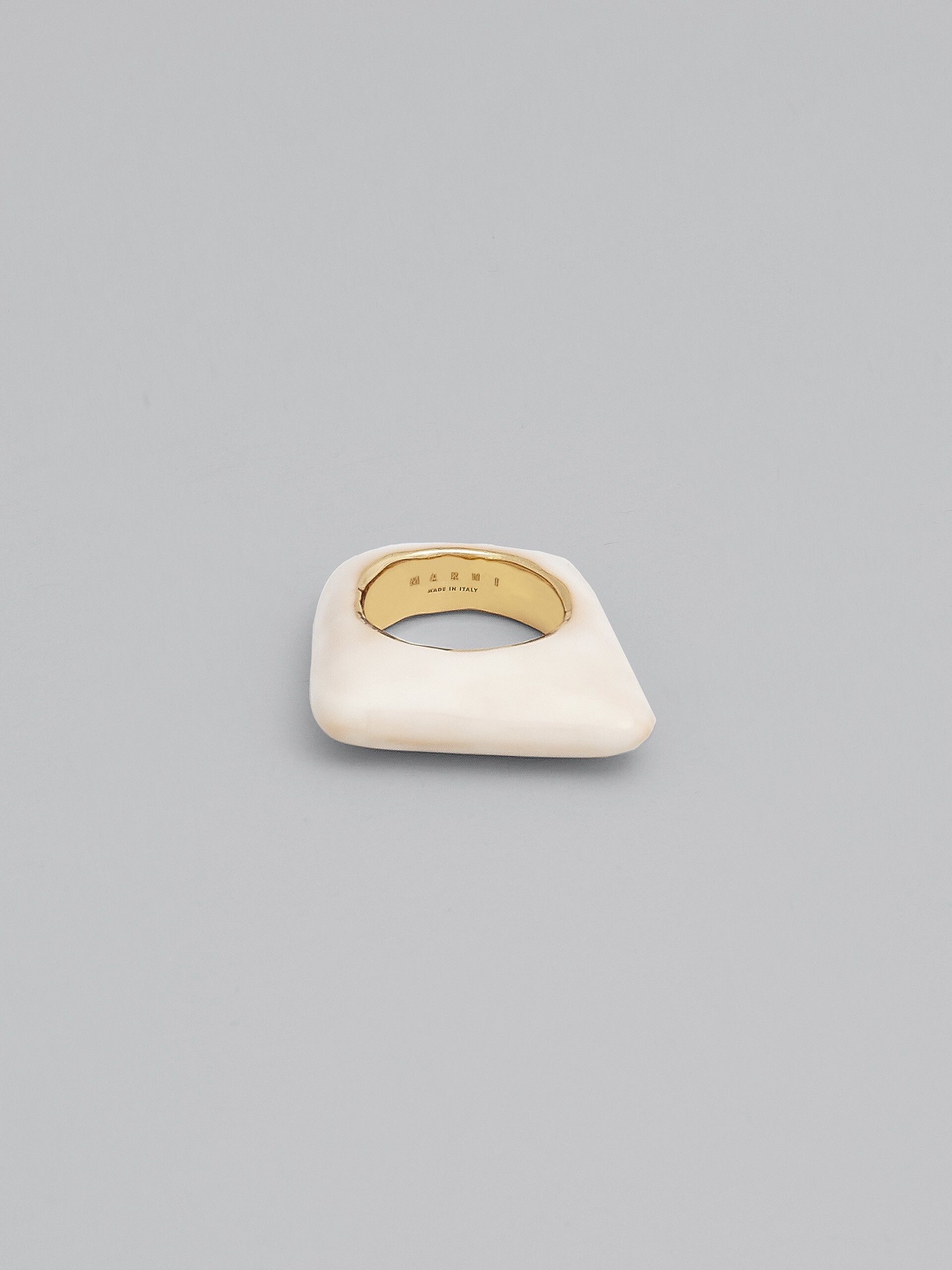 TRAPEZE WHITE RING - 4