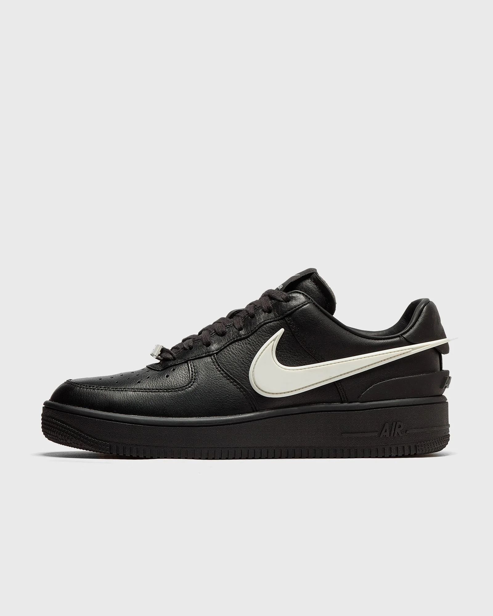 Air Force 1 Low x Ambush - 1
