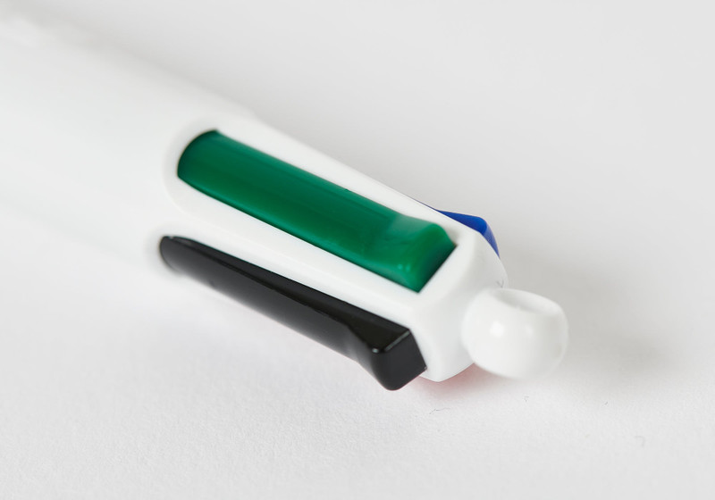 PALACE BIC 4 COLOUR PEN SILVER / WHITE 4