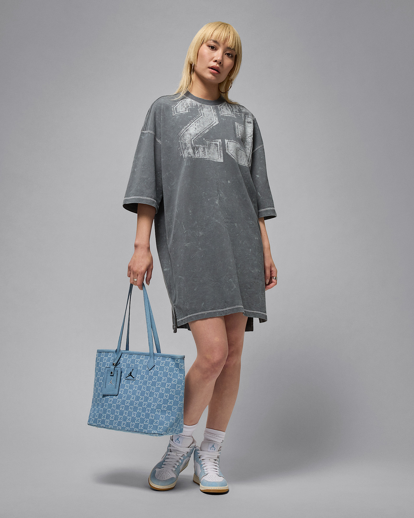 Jordan Flight Women's T-Shirt Dress - 6