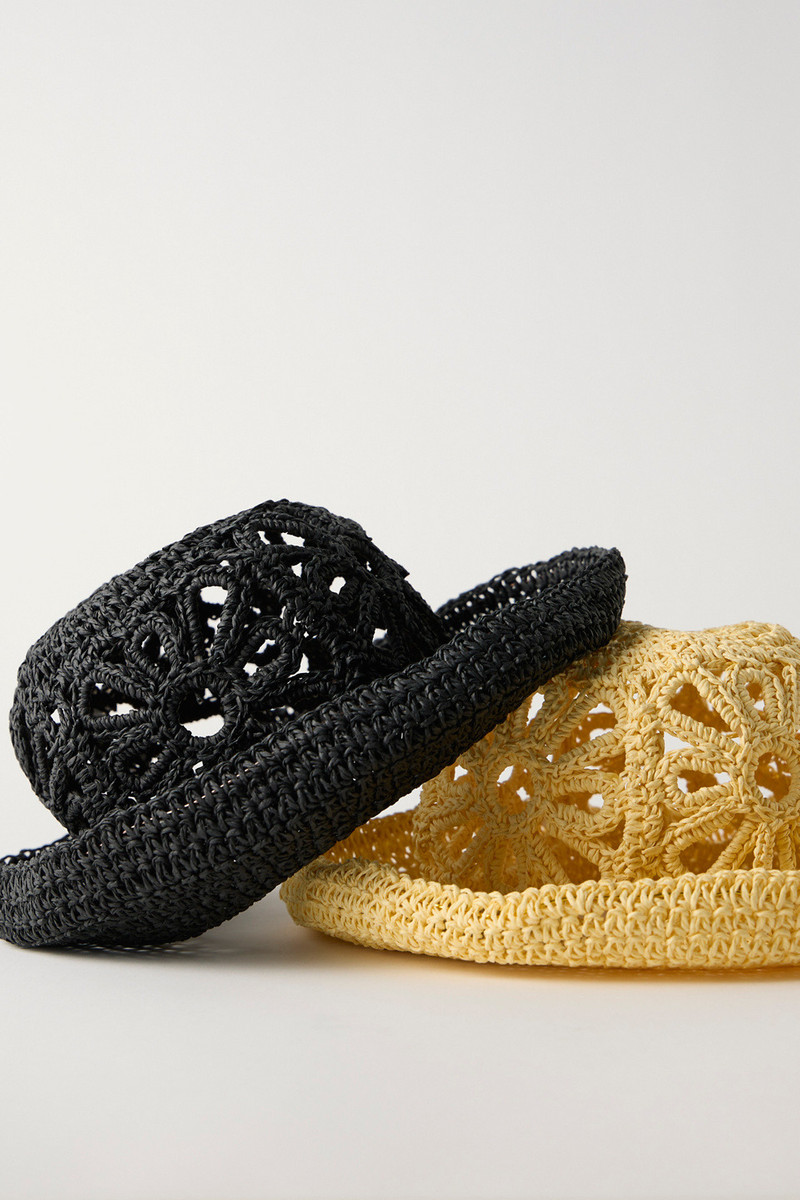 Cut-Out Daisy Straw Hat 1