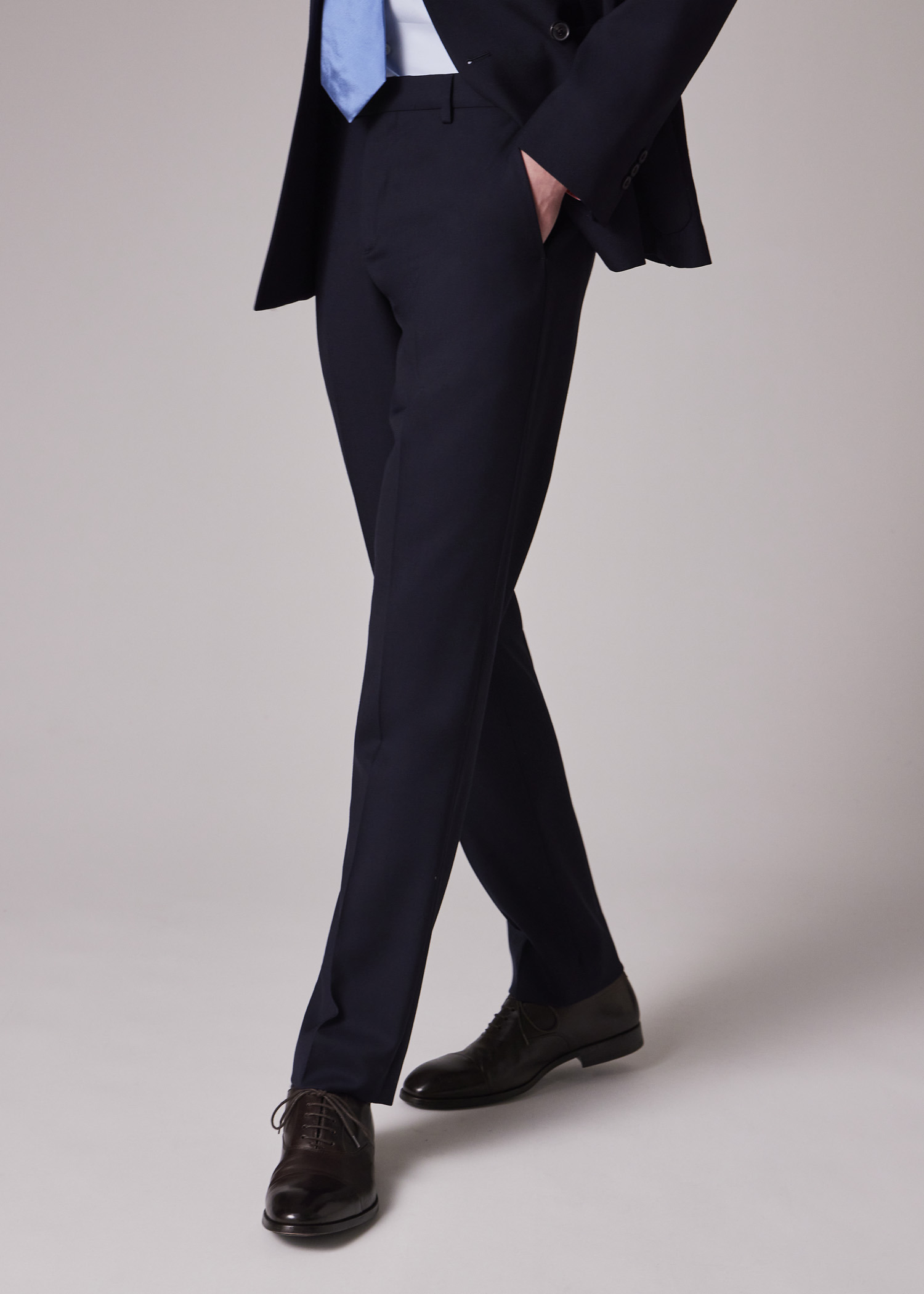 Slim-Fit Wool 'A Suit To Travel In' Pants - 4