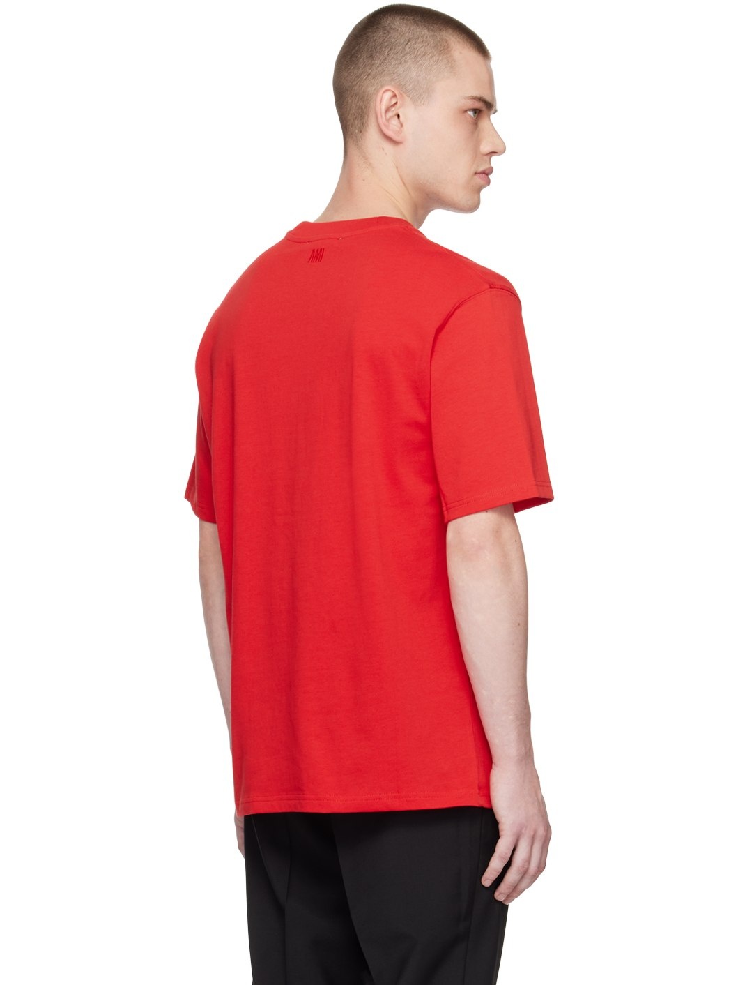 【関税込み】AMI Paris レッド Coeur Sacre Tシャツ AMI Paris Red 'Coeur Sacré' T-Shirt | ssense | REVERSIBLE