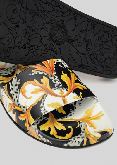 VERSACE Acanthus Print Slides outlook