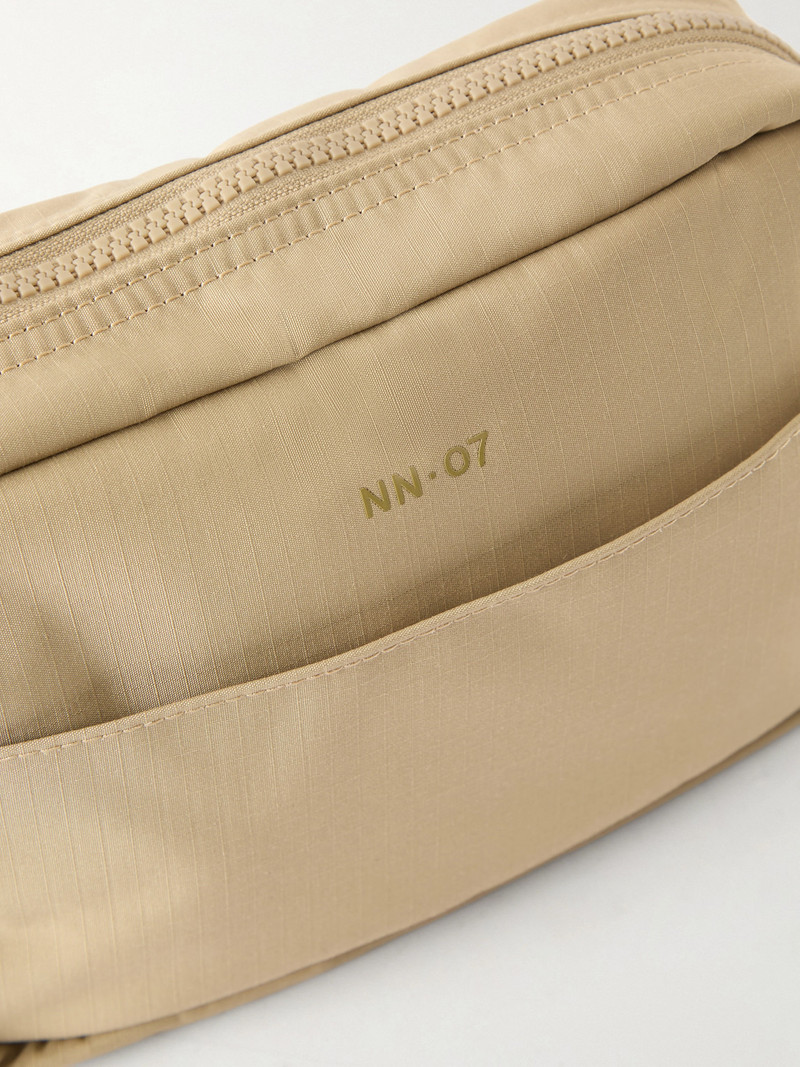 Rip-Stop Shell Wash Bag 3