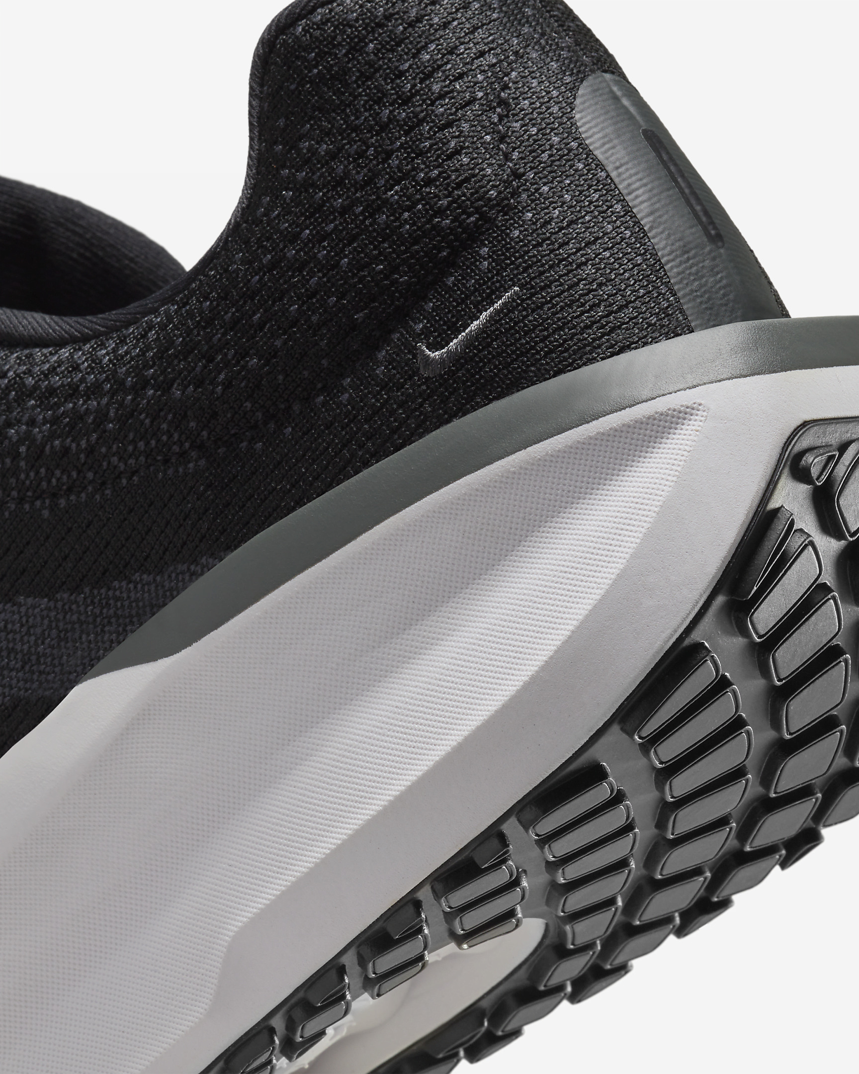 Nike Winflo 11 Men's Road Running Shoes - 8