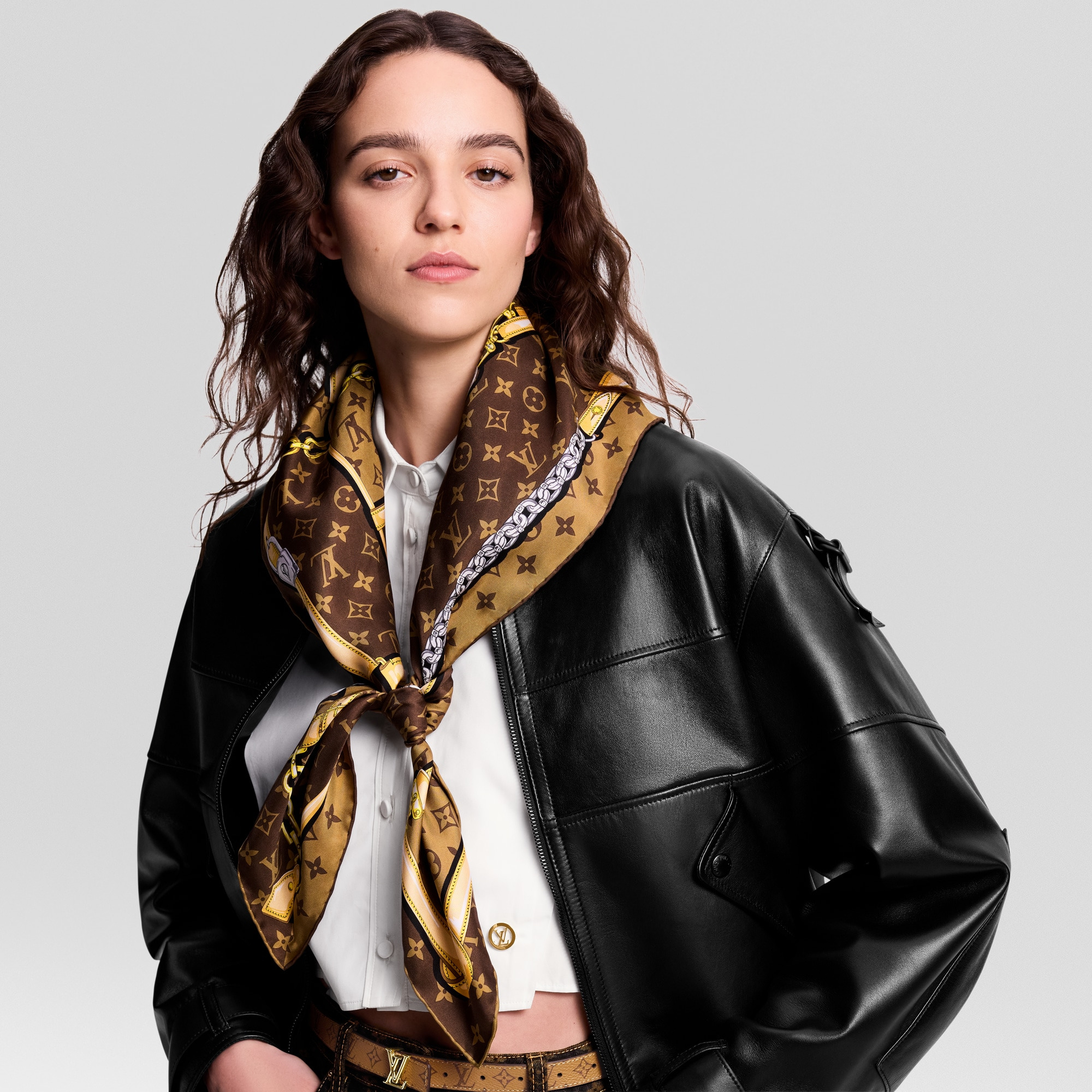 Monogram Confidential square - 5