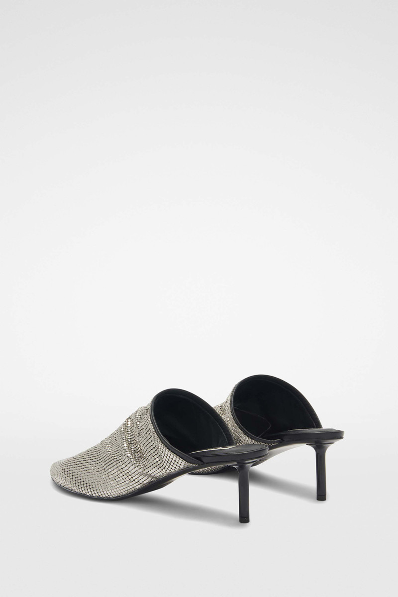 Mules 4