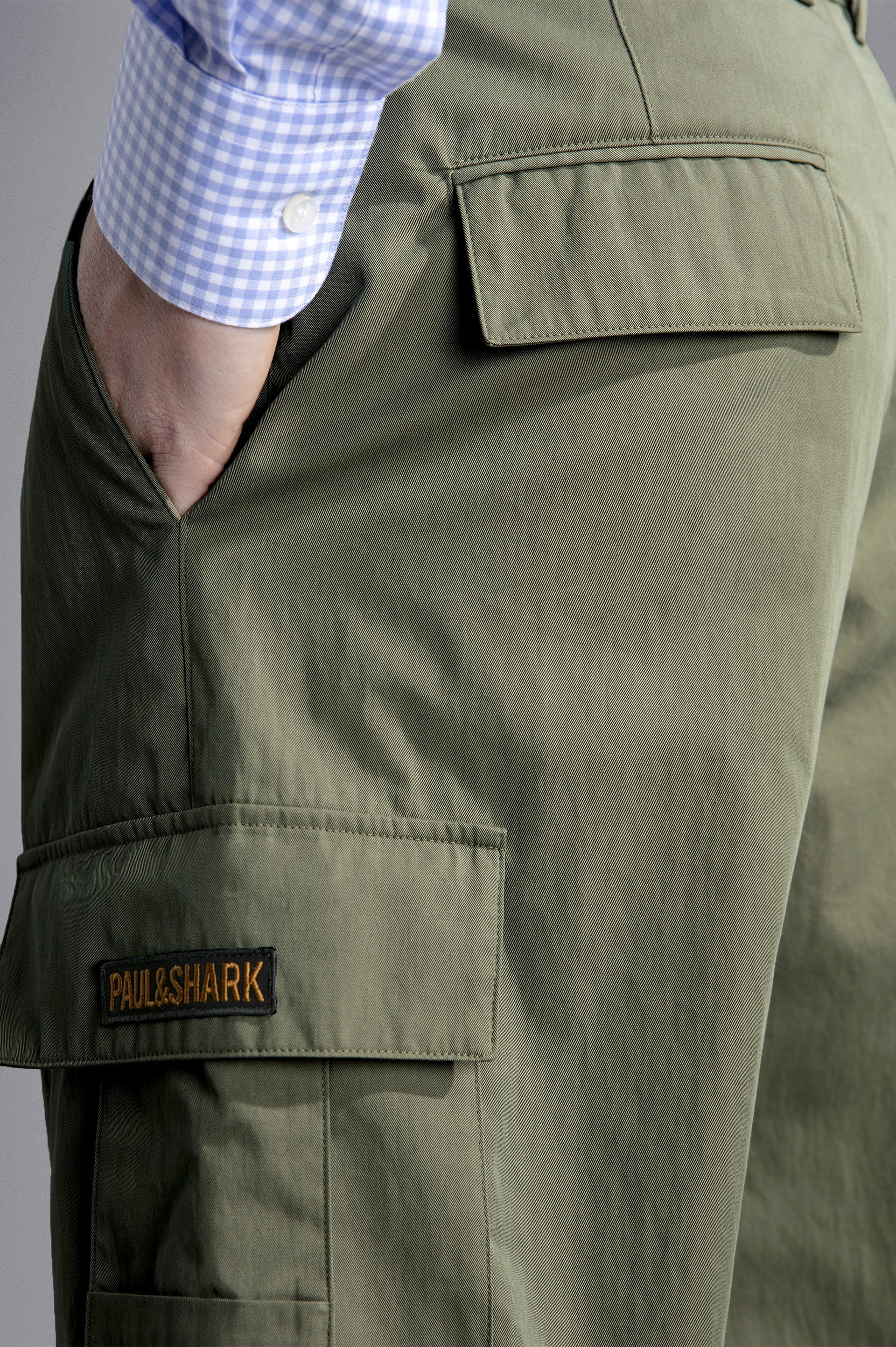 TECHNICAL COTTON BERMUDA SHORTS - 4
