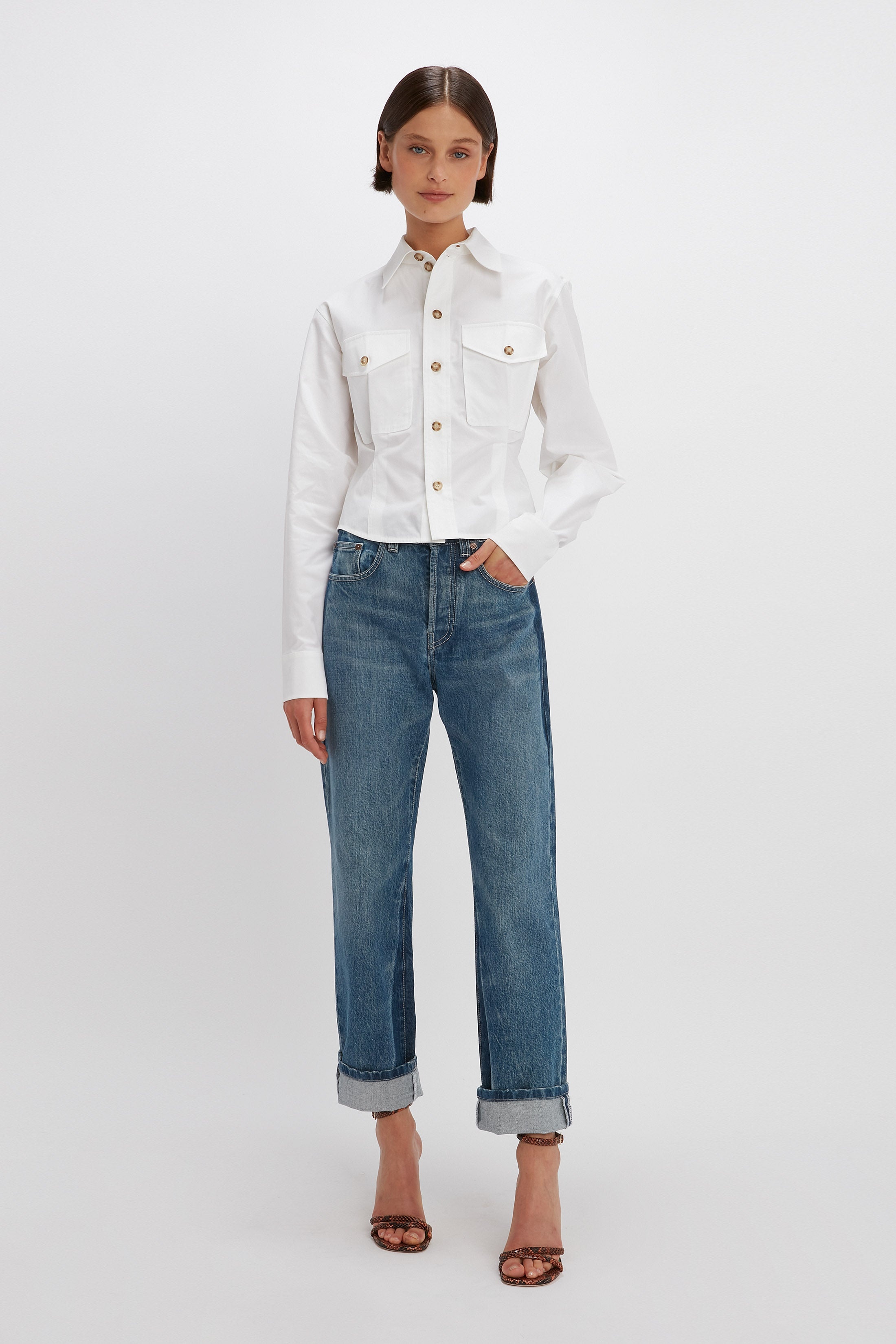Cropped Fitted Shirt in White - 3