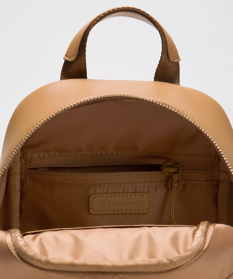 Everywhere Backpack Mini 4L *Smooth Leather Alternative 5