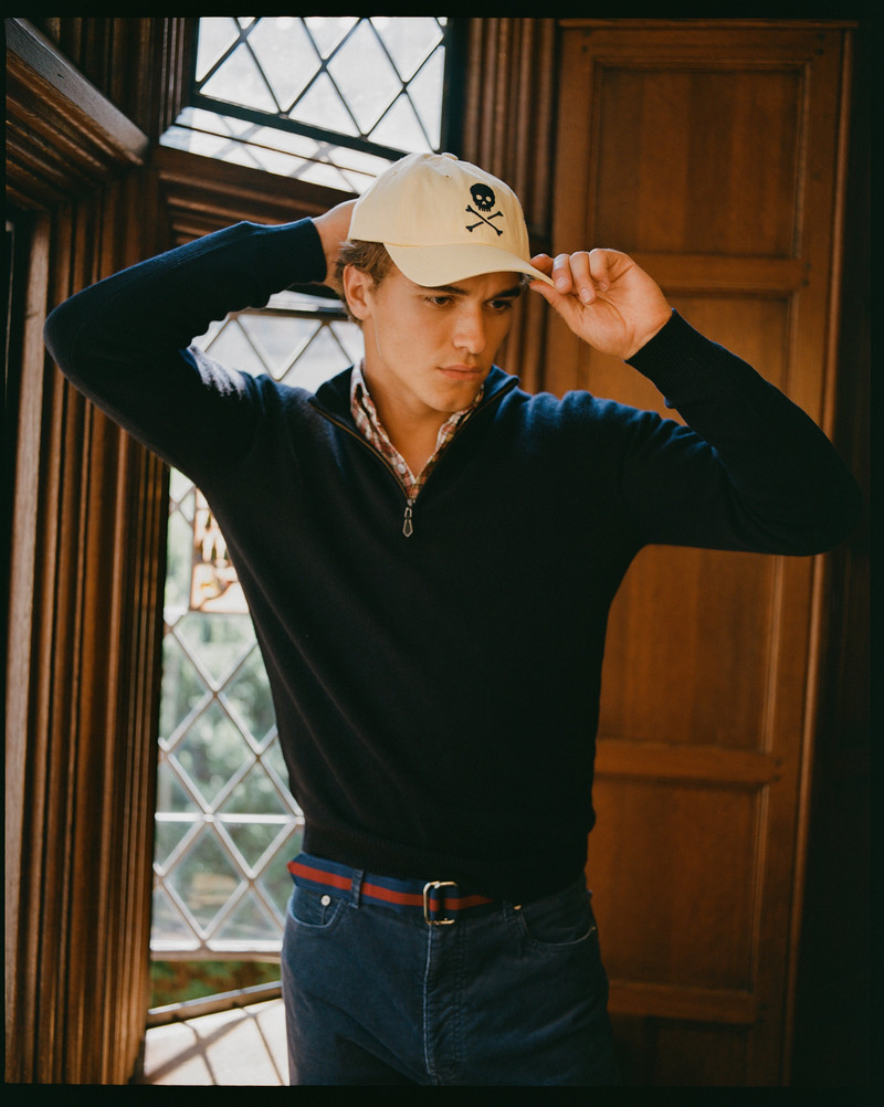 NAVY LAMBSWOOL QUARTER ZIP-UP SWEATER 4