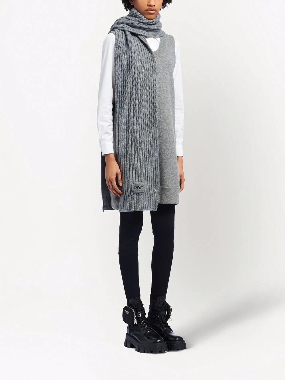 logo-patch knitted scarf - 2