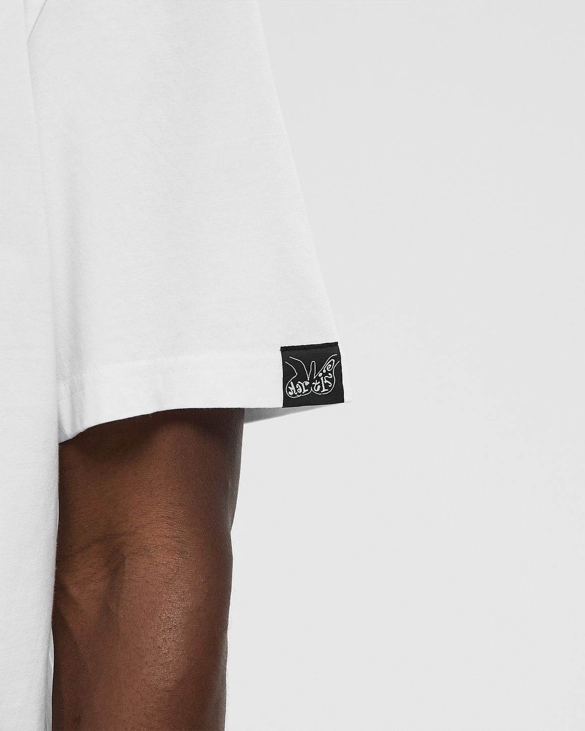 CLASSIC TEE - 4