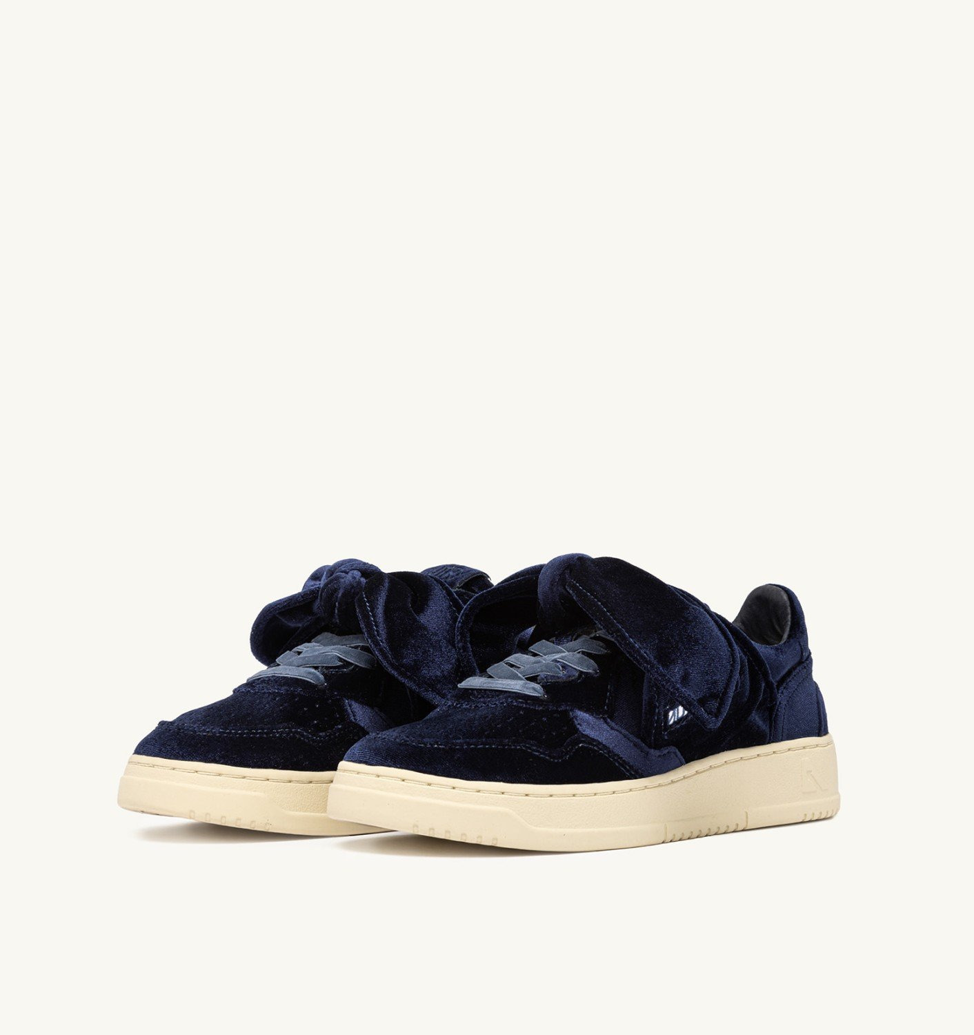 MEDALIST LOW BOW 'VELVET' SNEAKERS COLOR BLUE - 2