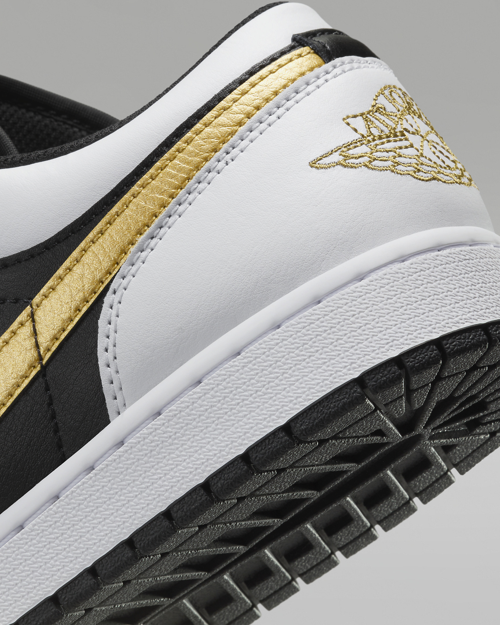 Men's Air Jordan 1 Low Shoes - 8