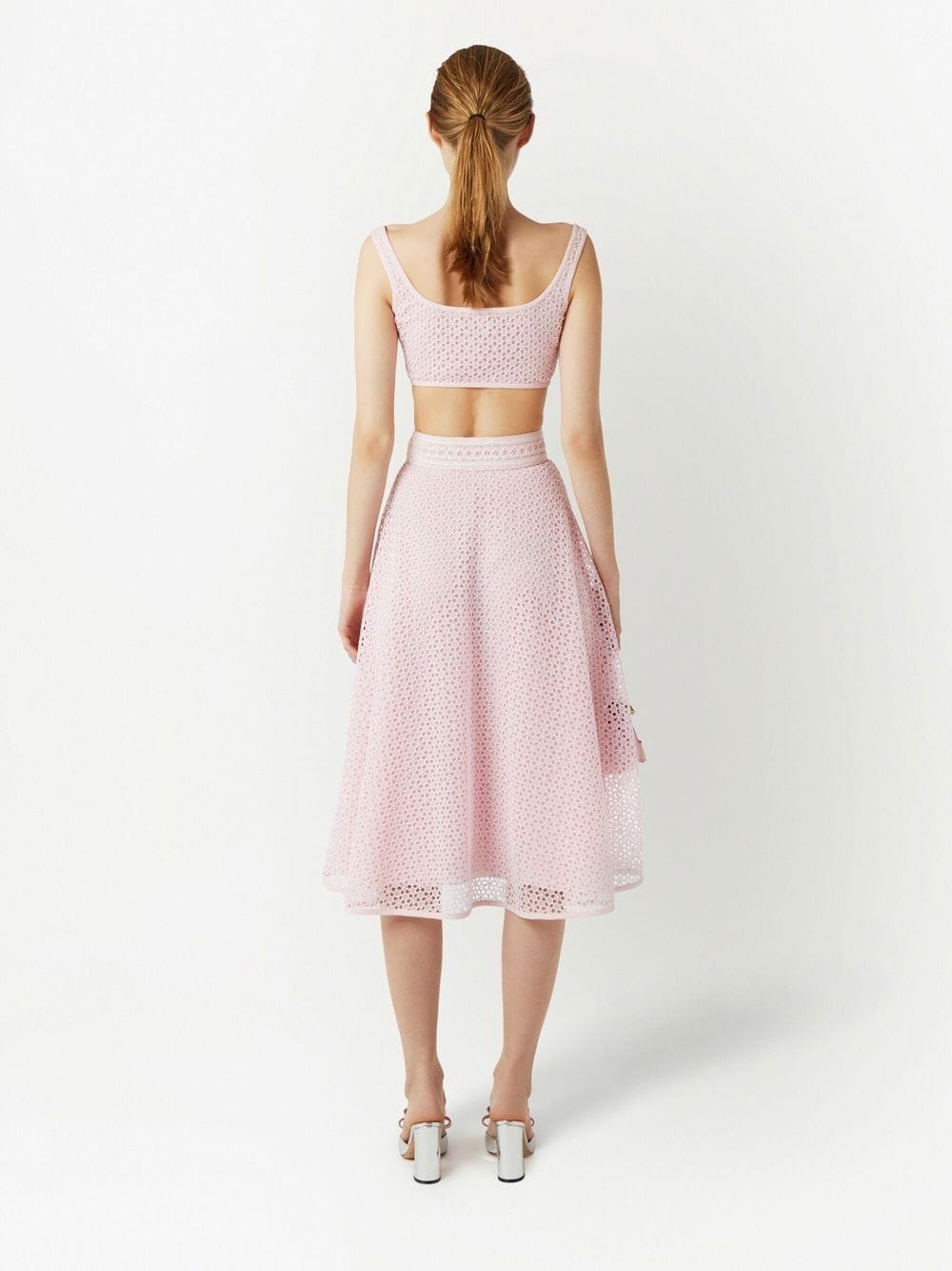 lace-embroidered sleeveless crop top - 4