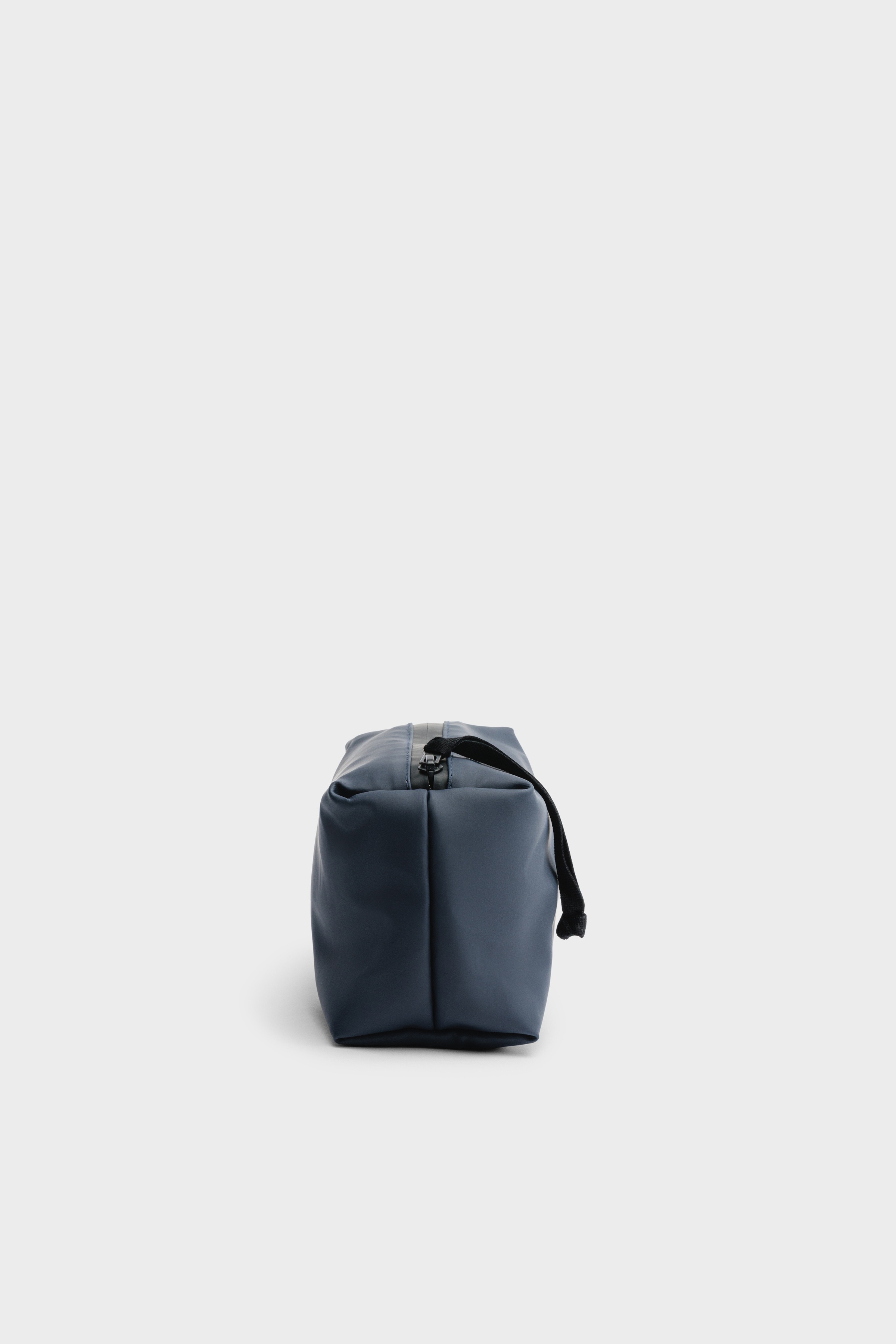 Container Large Wash Bag Navy - 4