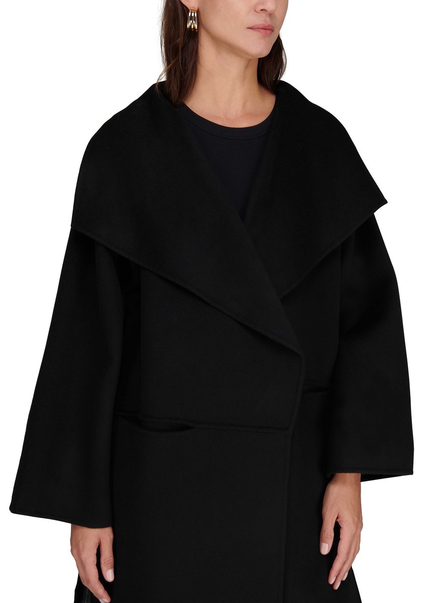 Signature coat - 4