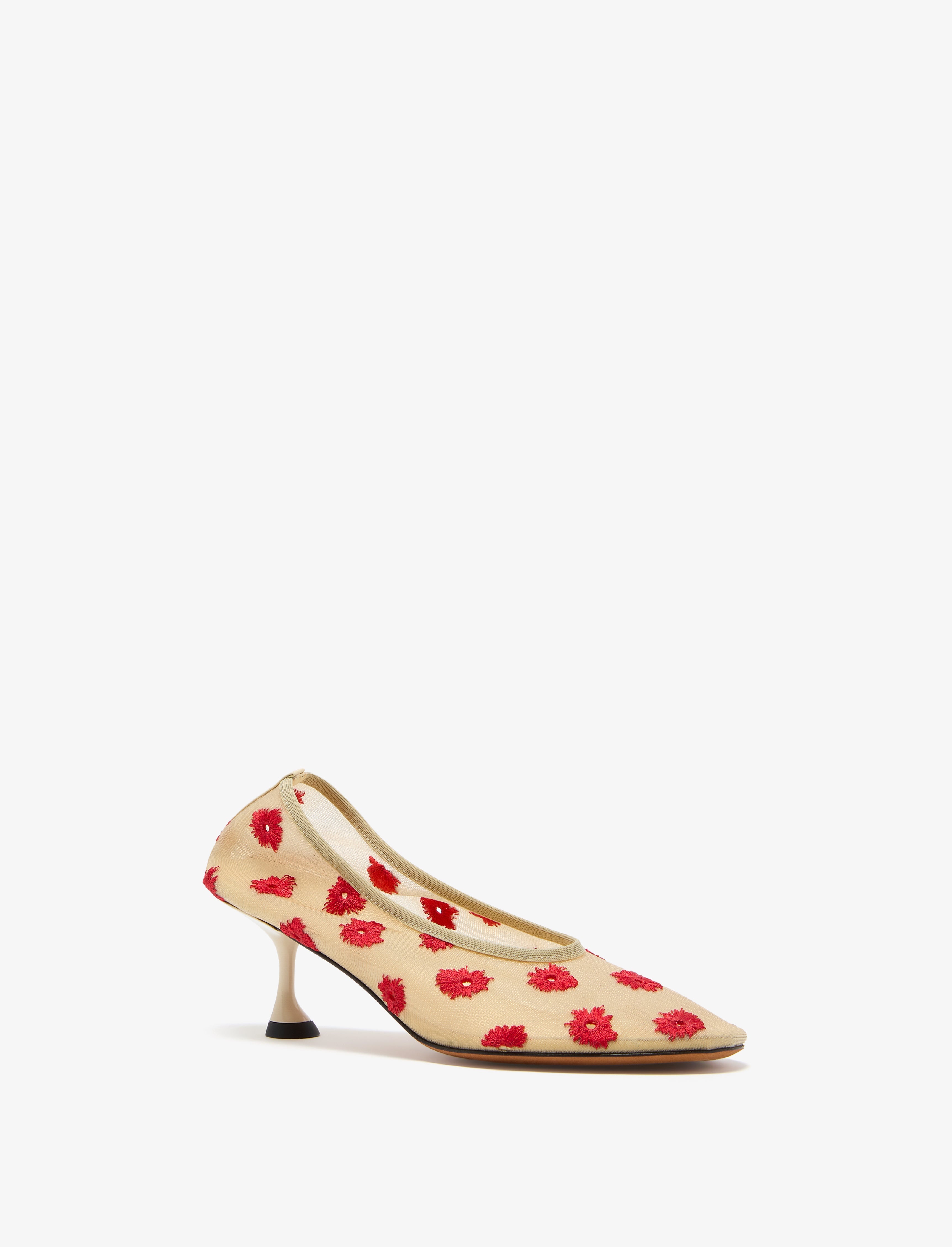 Tee Embroidered Pumps in Stretch Mesh - 2