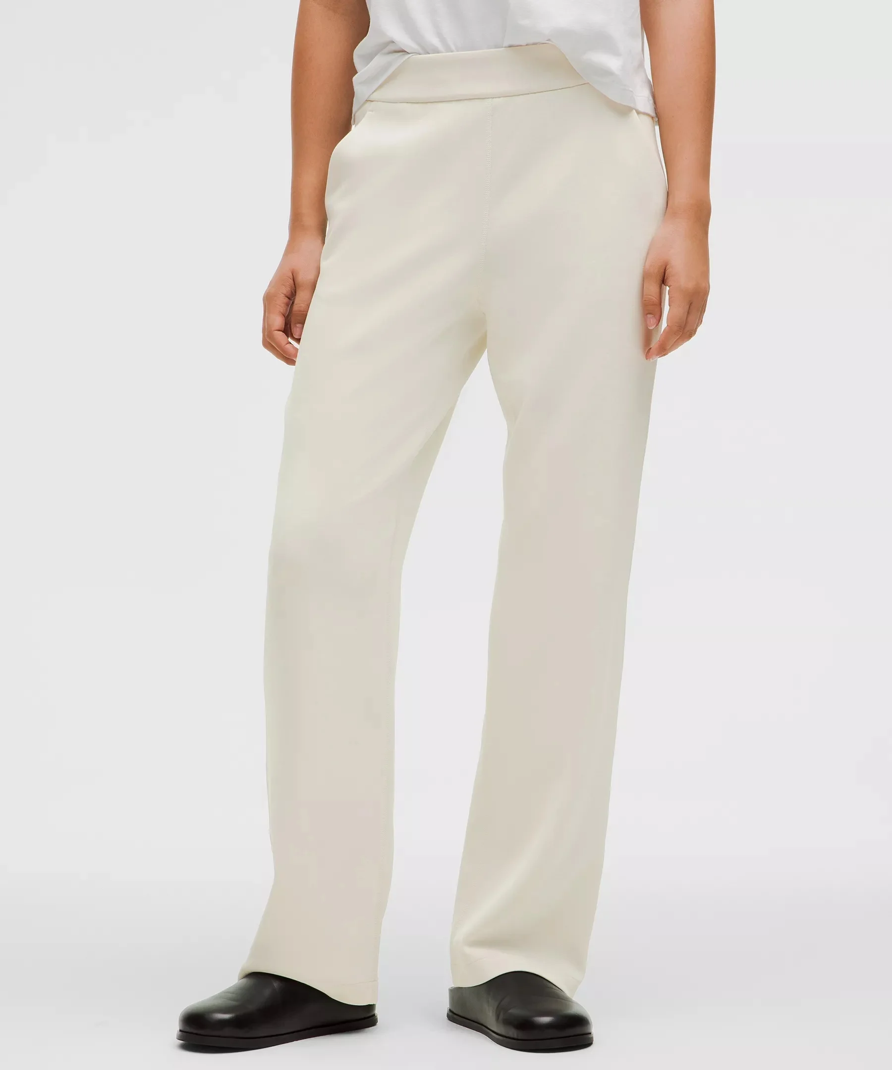 Softstreme High-Rise Straight-Leg Pant *Regular - 1