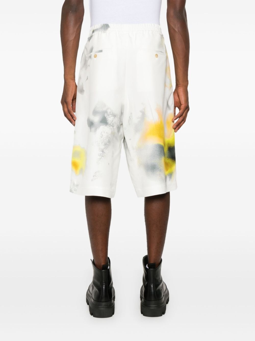 faded abstract-print bermuda shorts - 4