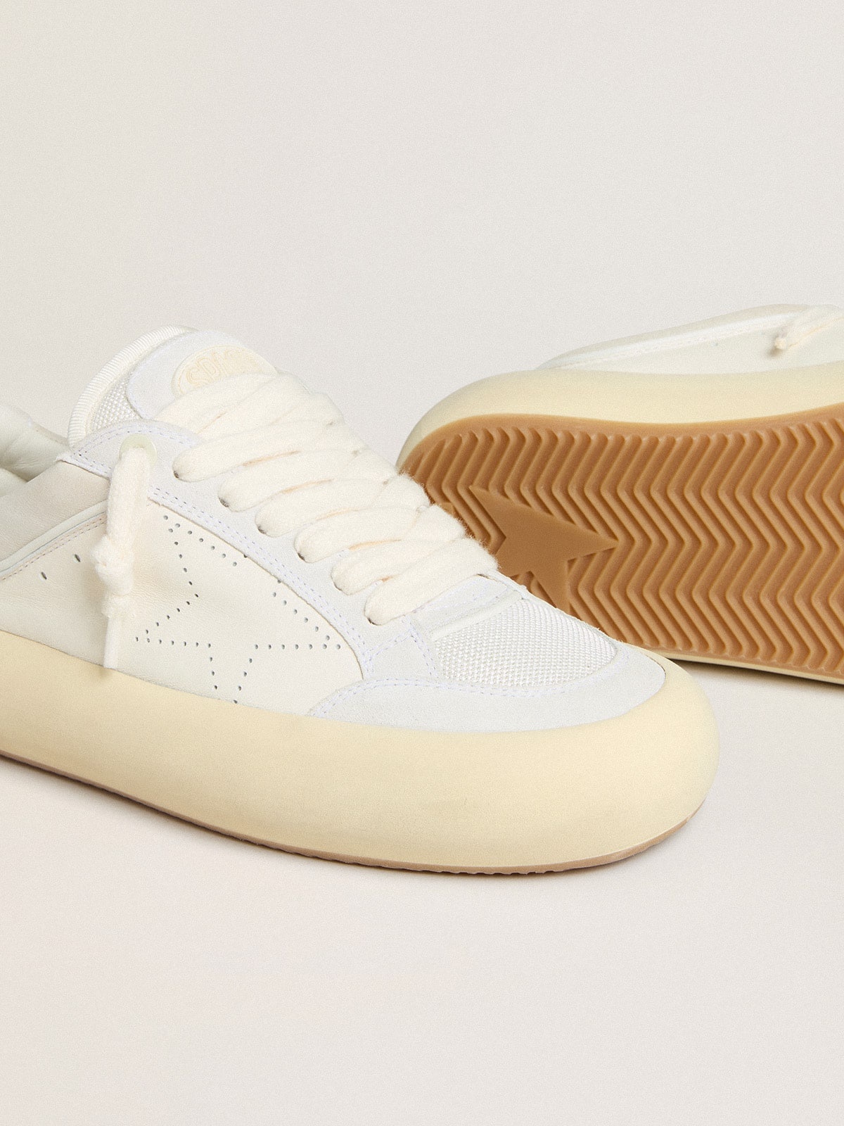 Men's Space-Star Cube in white leather with perforated star - 3