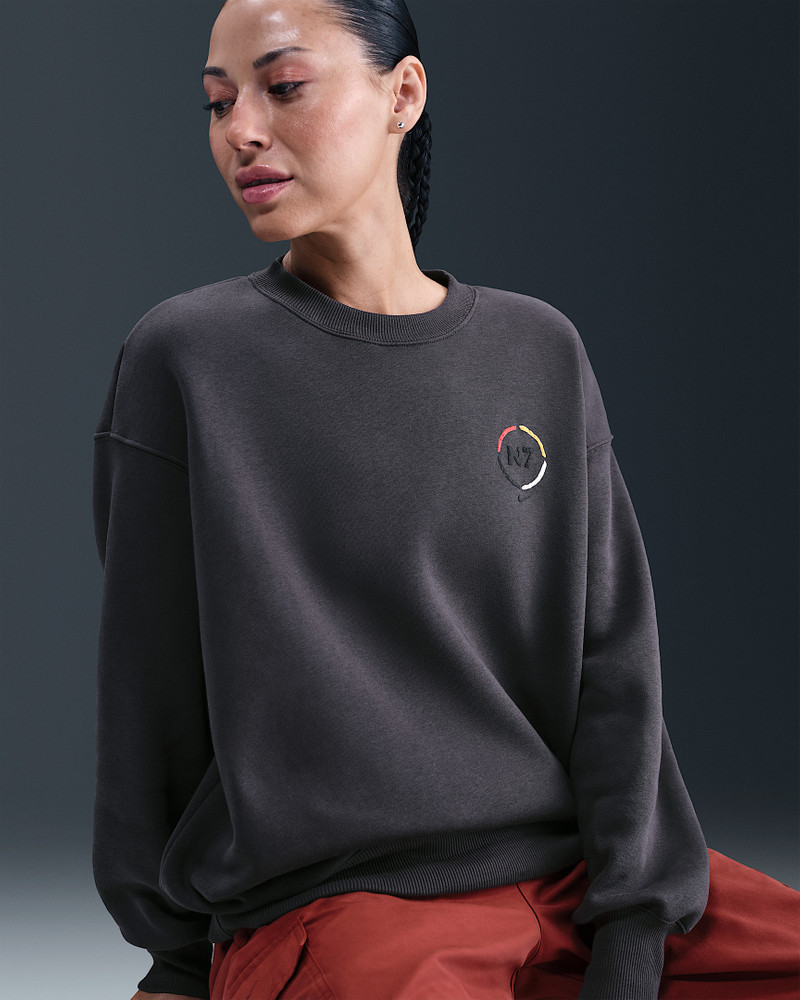 Nike Sportswear Phoenix Fleece N7 Oversized Crew-Neck Sweatshirt 3