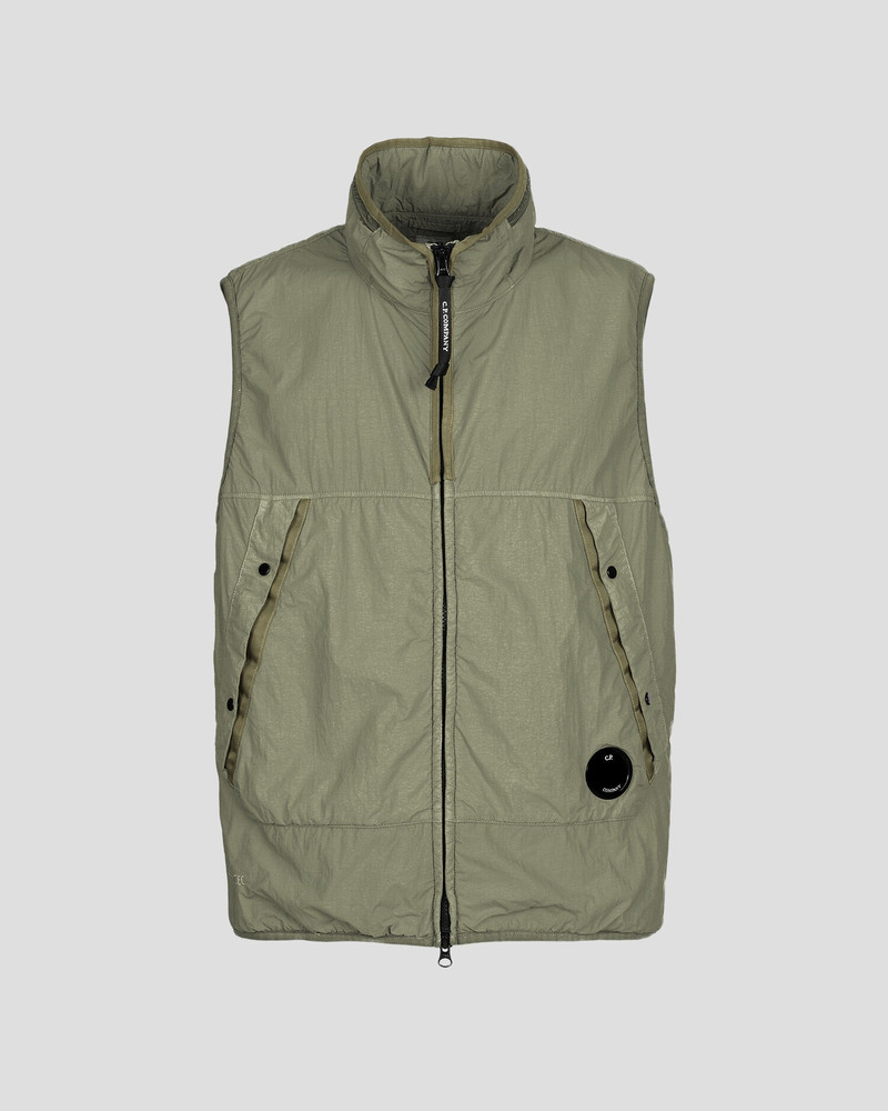 G.D.P. Vest 1
