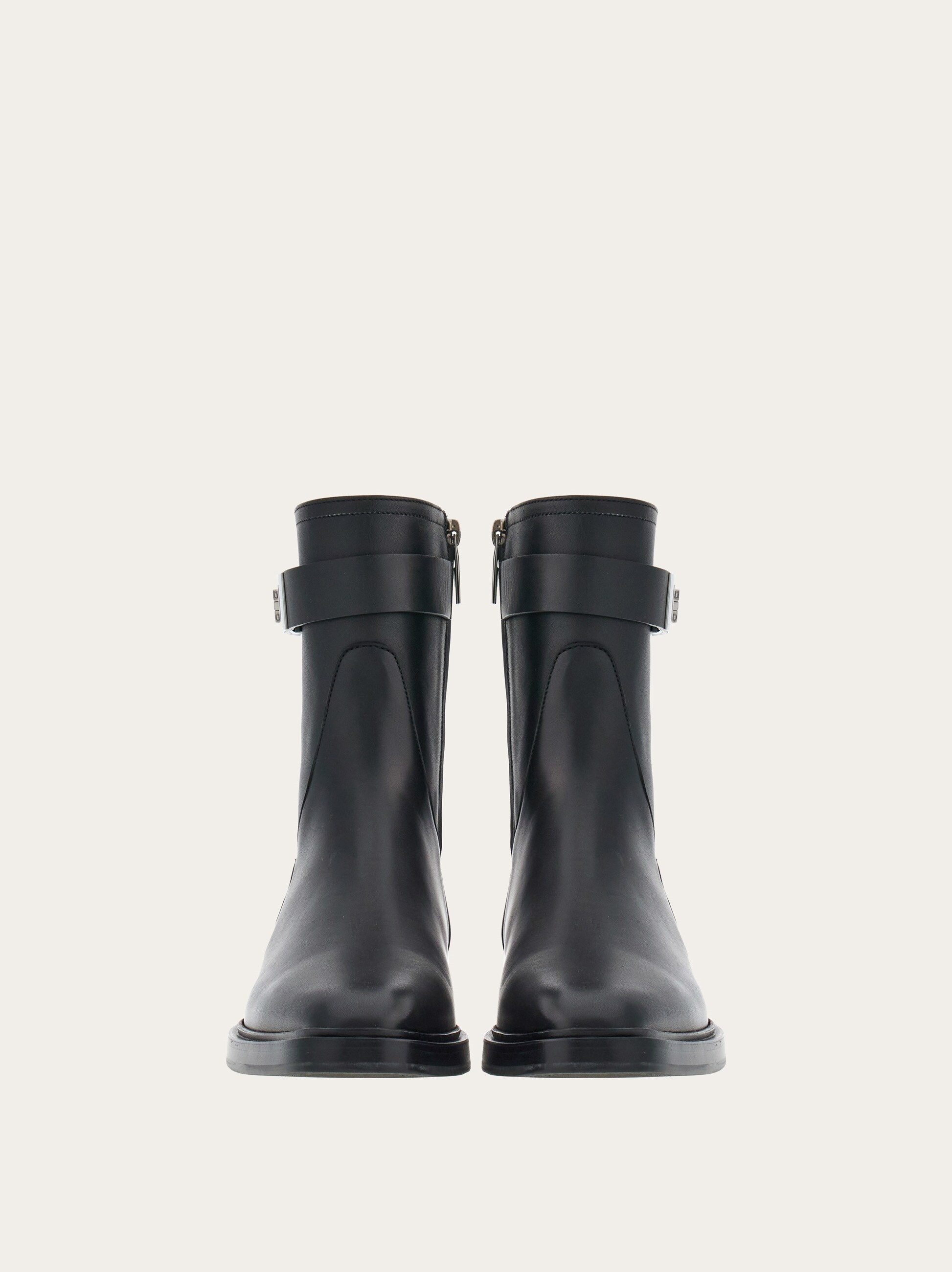 Hug buckle ankle boot - 2