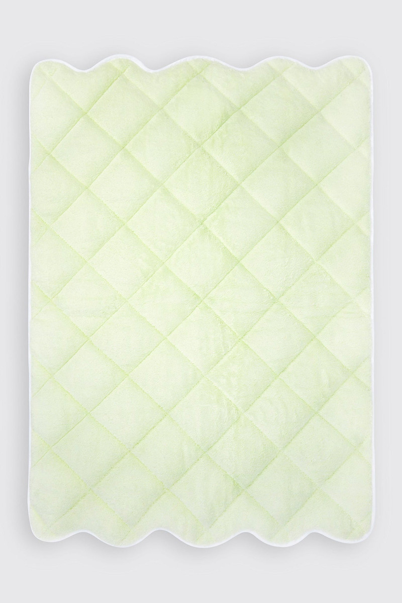 Florence Bath Sheet in Mint Spugna Towelling with White Border 1