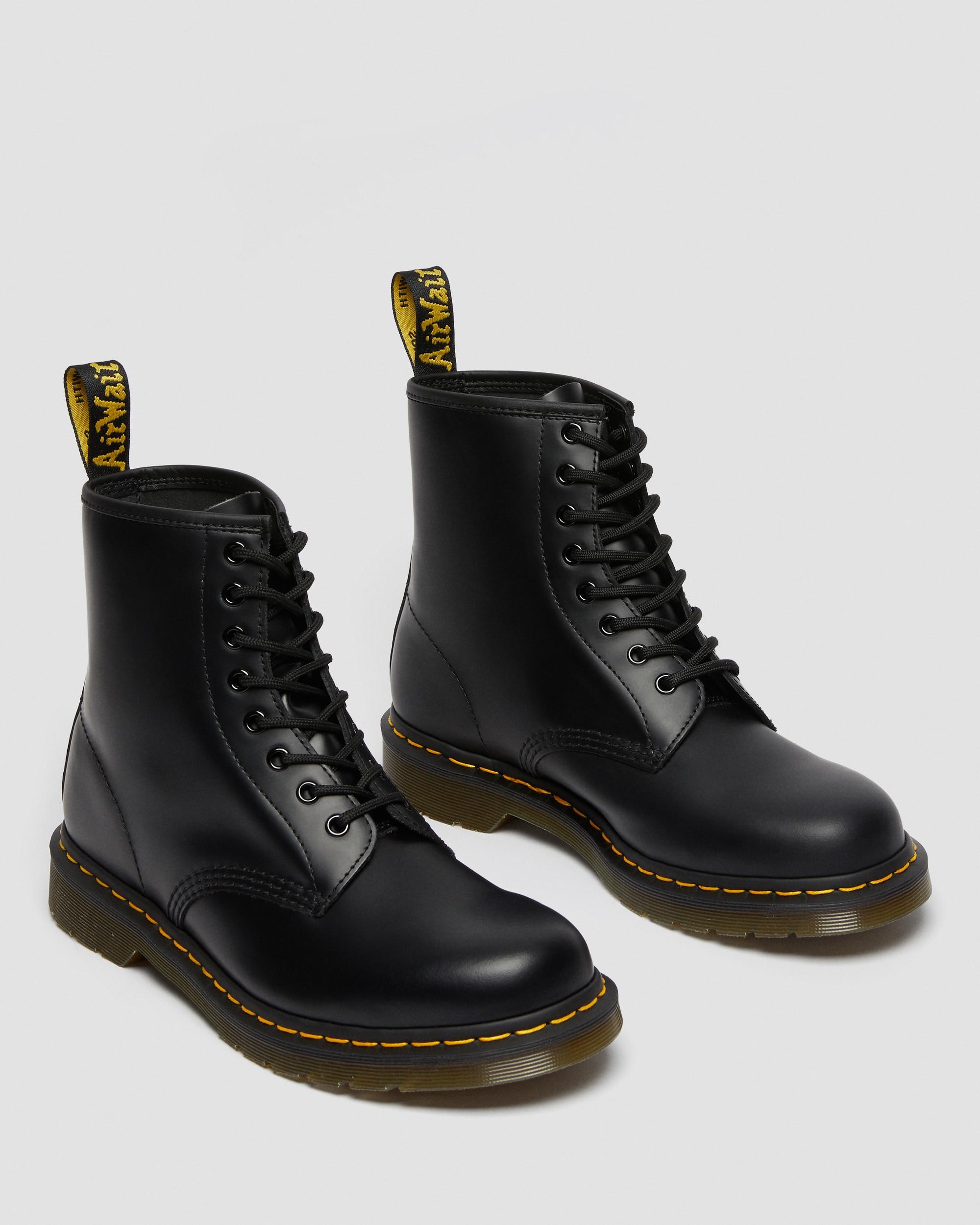 1460 Smooth Leather Lace Up Boots - 6