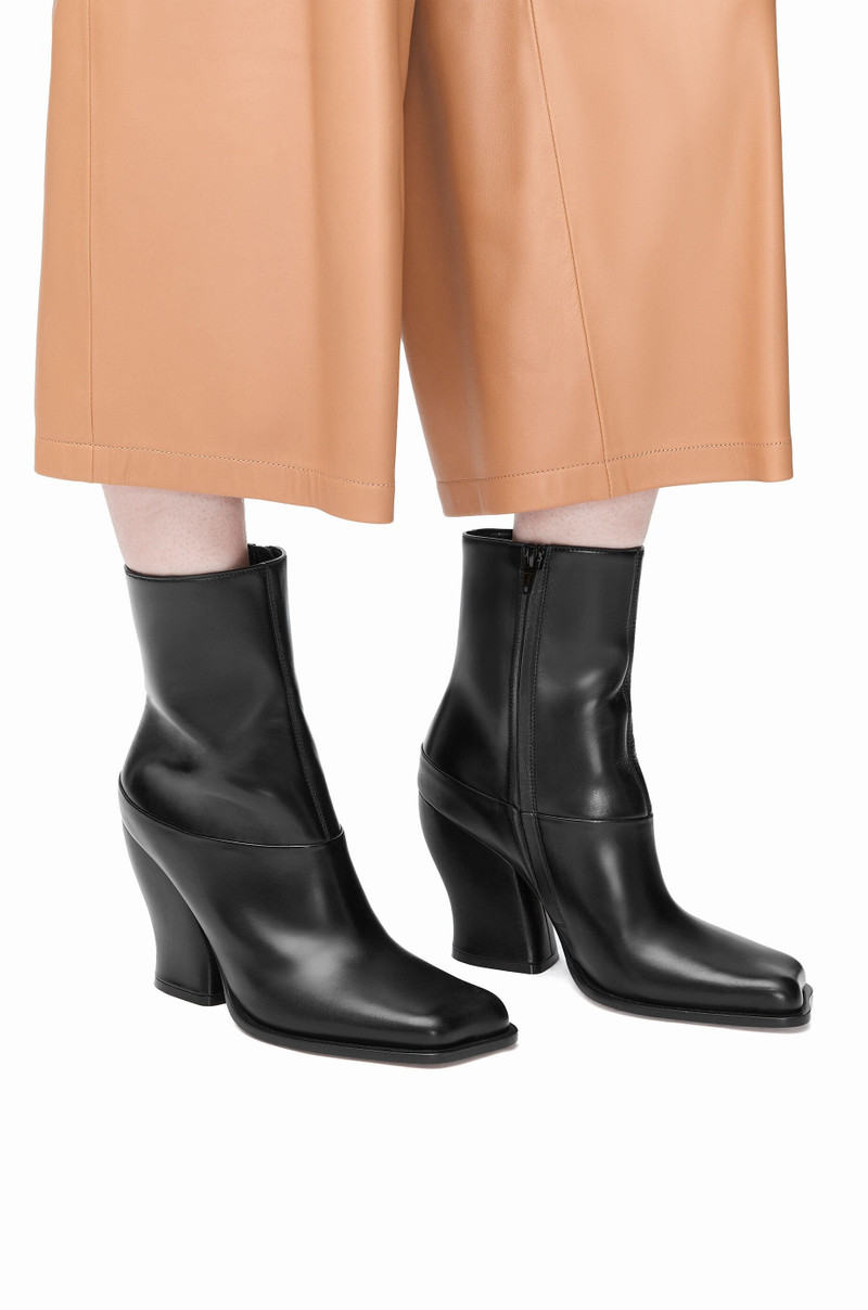 Loewe Onda bootie in calfskin outlook