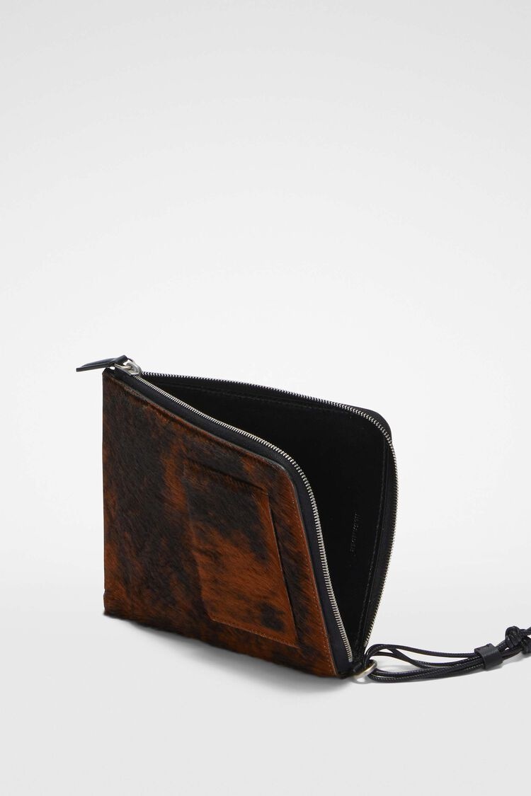 Tangle Passport Holder - 3