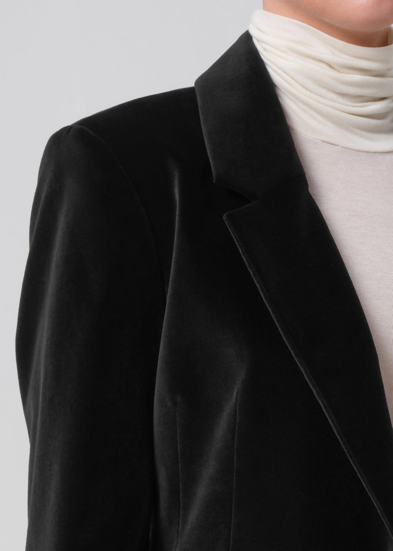 Matteau Blazer In Black 6