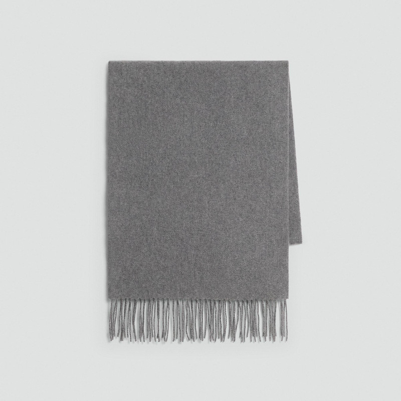 Scarf in Plush Cashmere 1