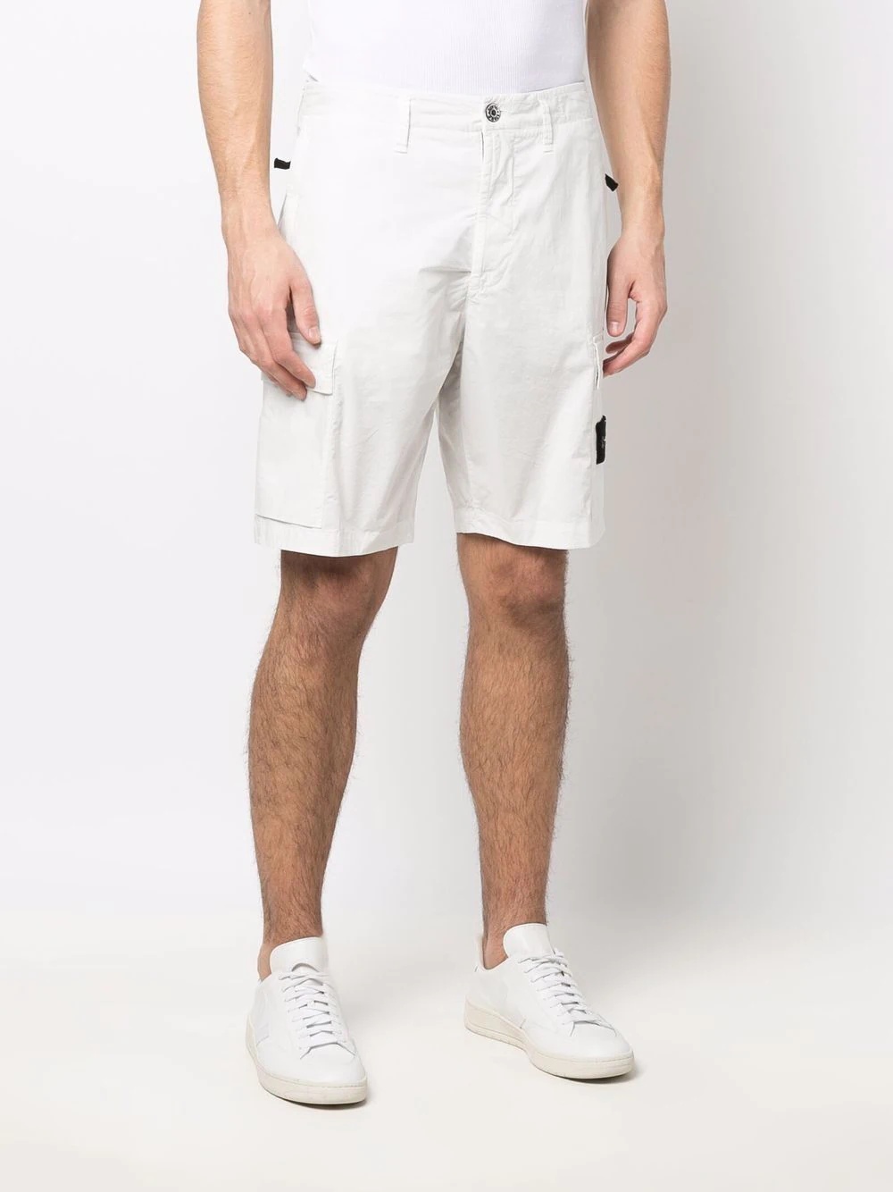 Compass logo-patch cargo shorts - 3